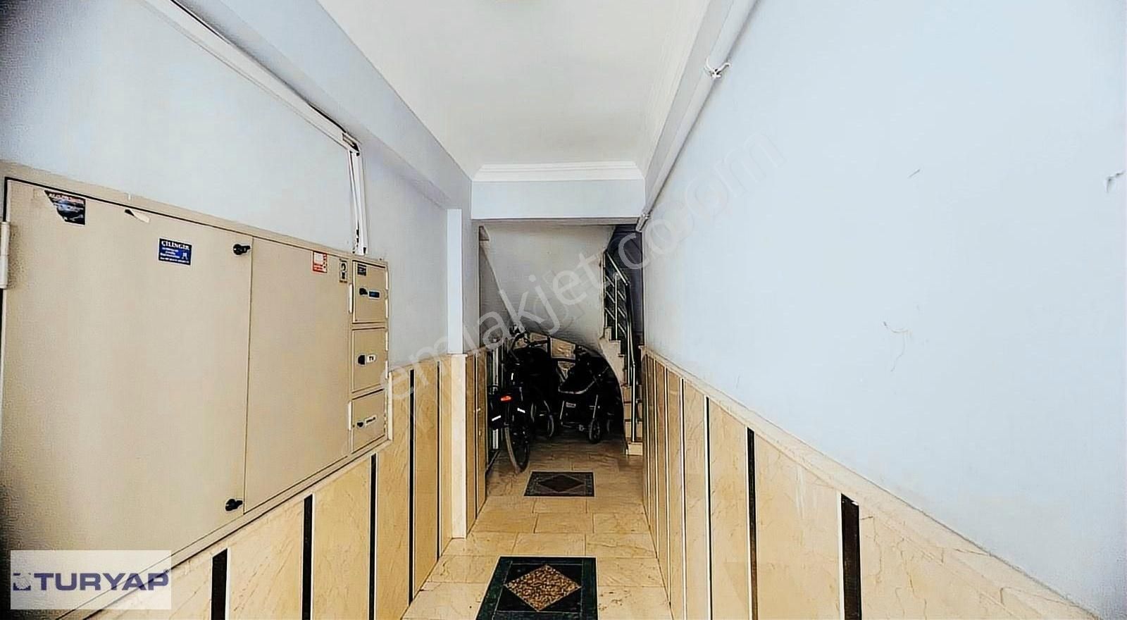 Buca Akıncılar Satılık Daire Akıncılar Mah. 100 M2 Arakat Satılık Daire