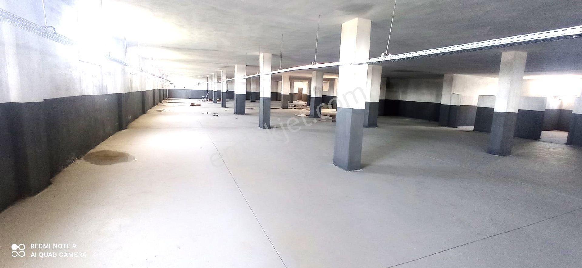 Zorlu Gayrimenkul'den Güzelevler Mah'de 1200m2 Kiralık Depo - Görsel 3