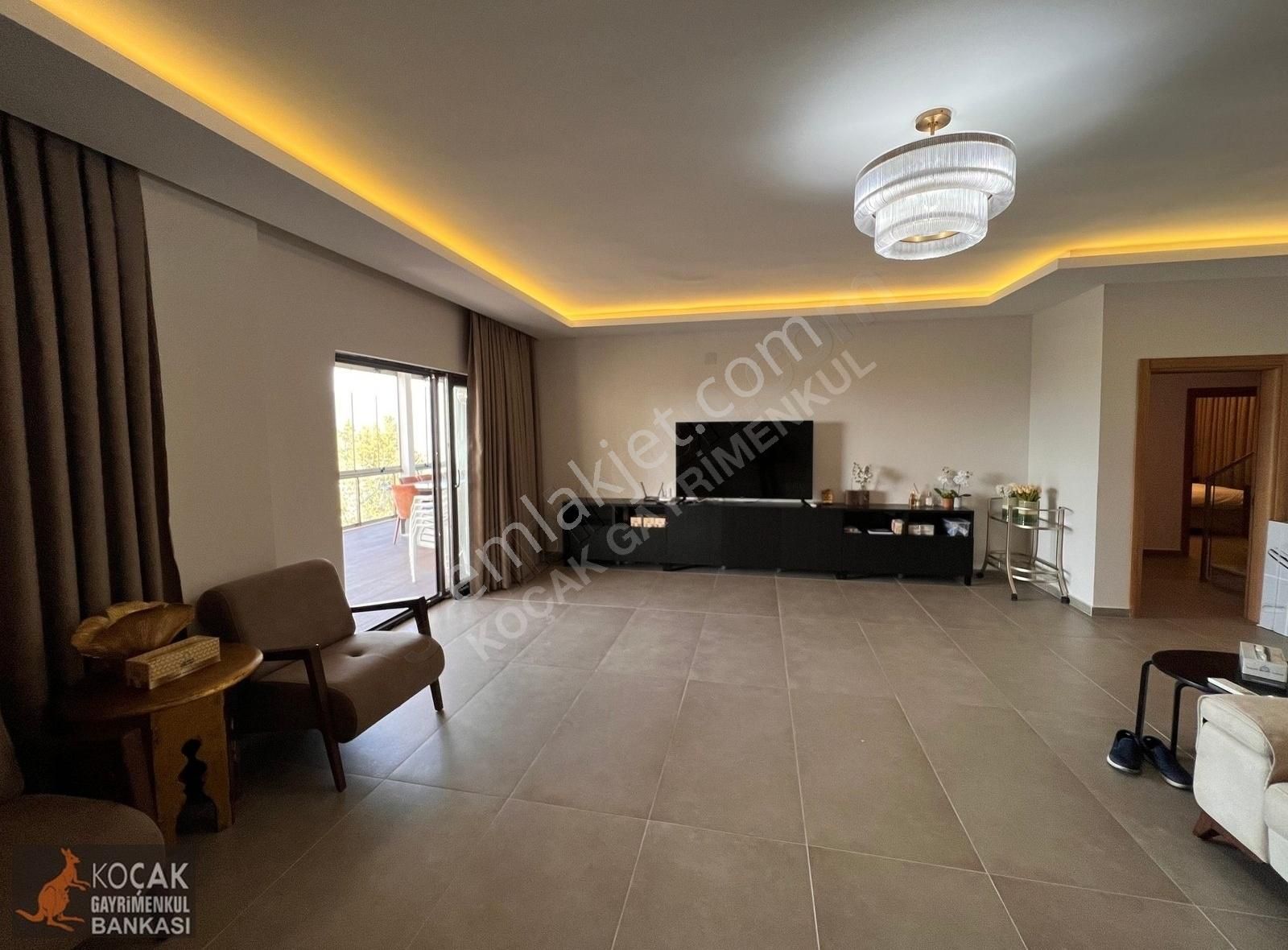 Çamdibi Mah. Göl Manzaralı Havuzlu 750 M2 Lüks Malikane Villa - Görsel 12