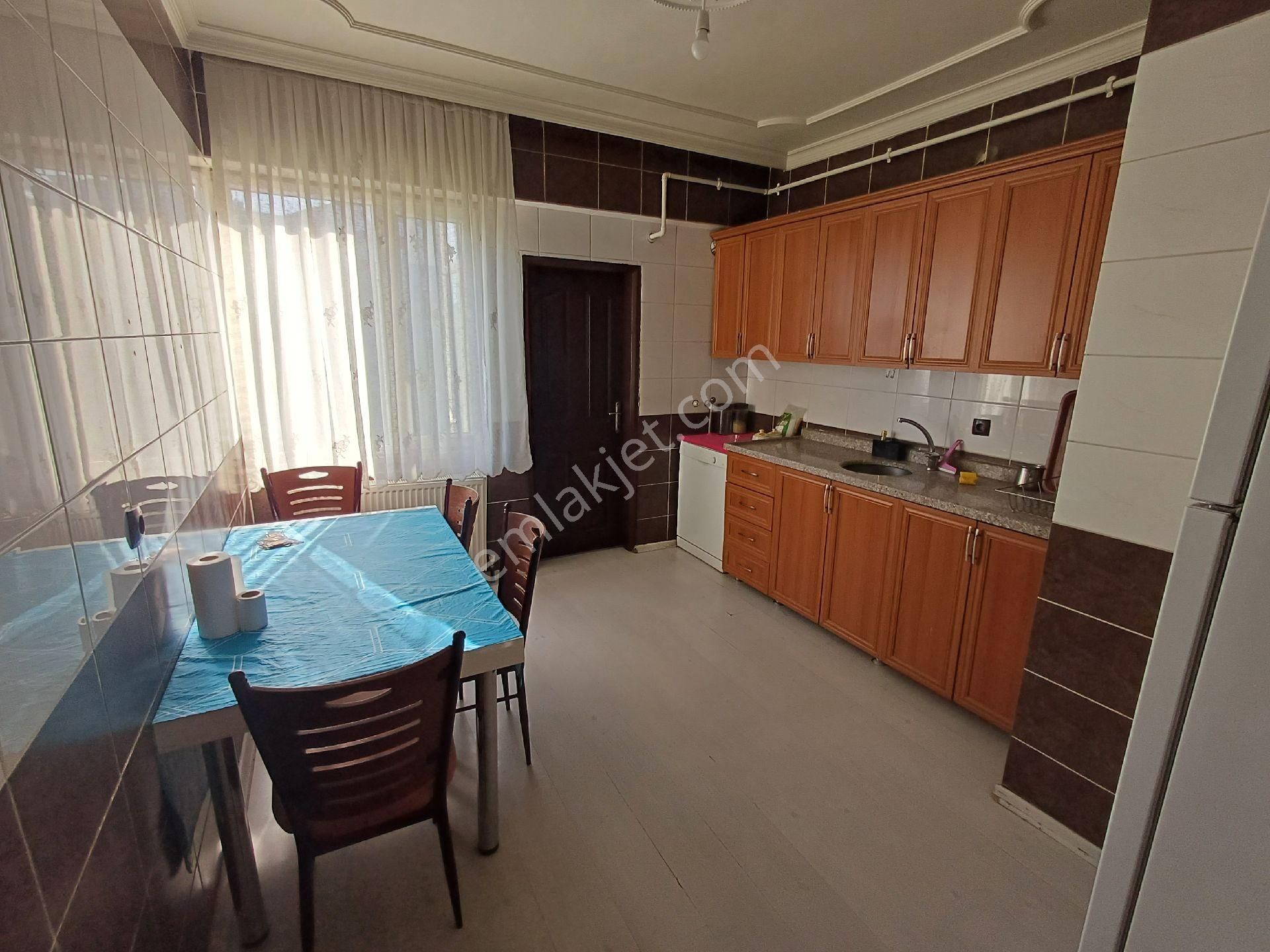 Eşyalı Kiralık 3+1 Medya Mah Safuoğlu Sitesi Diyarbakır