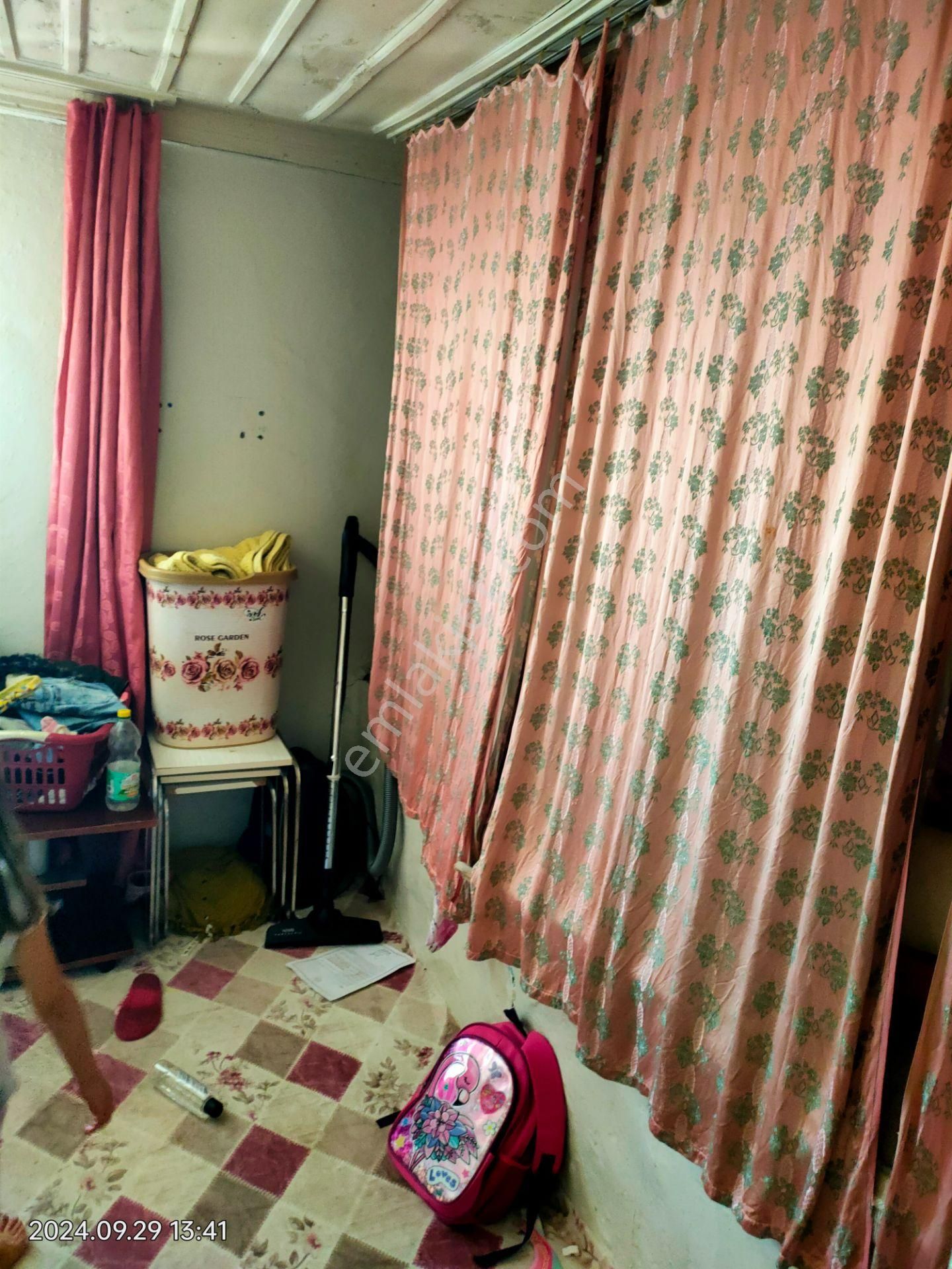 Pirlibey Mahallesinde Satılık Müstakil Ev - Görsel 9