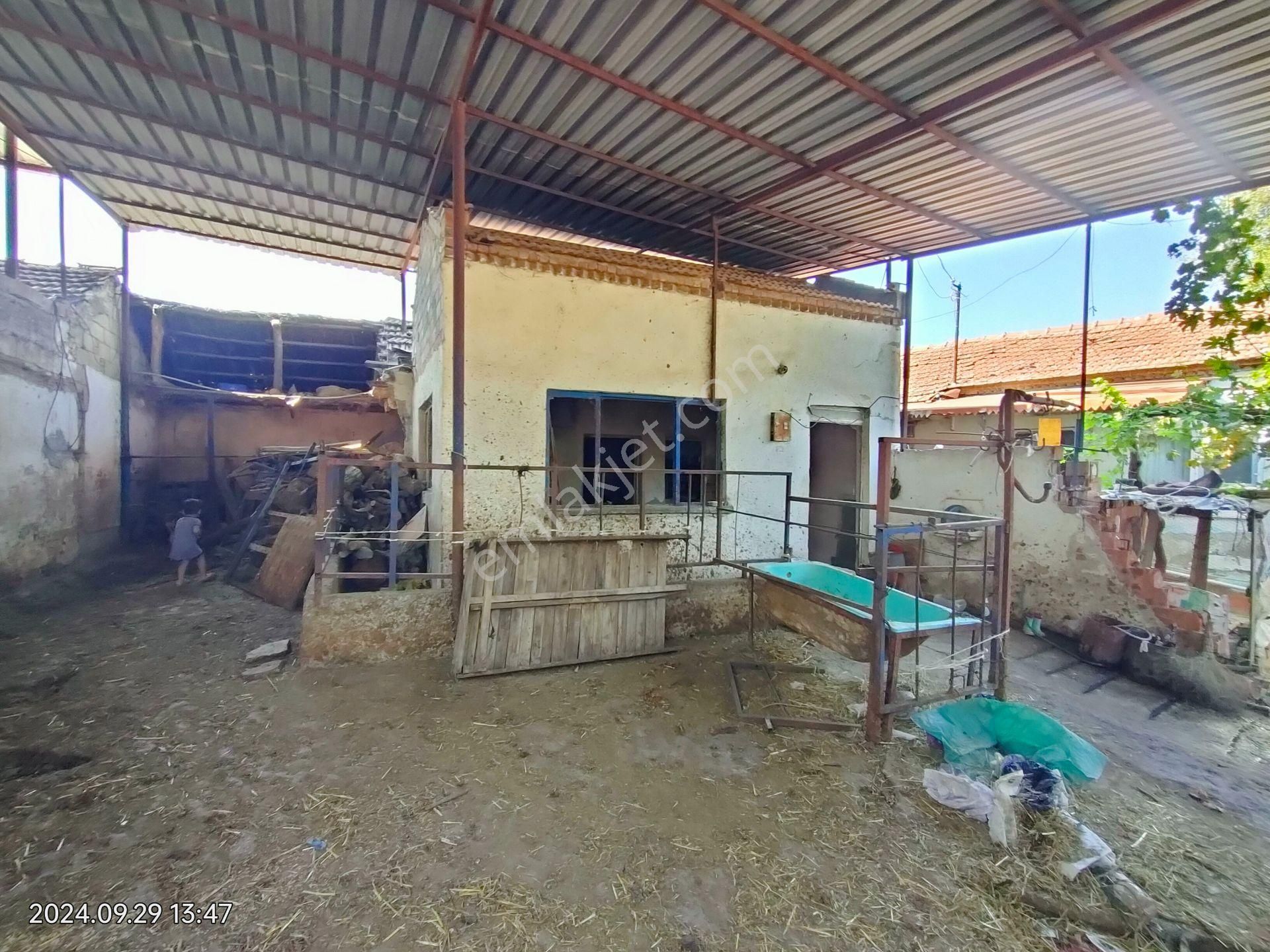 Pirlibey Mahallesinde Satılık Müstakil Ev - Görsel 18