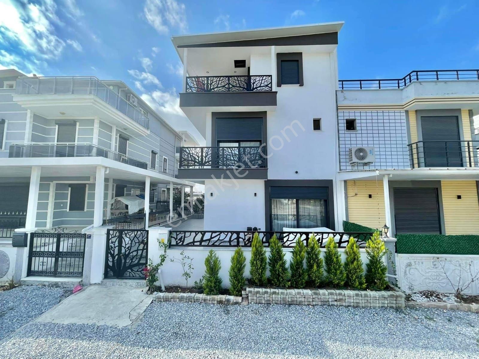 Didim Hisar Satılık Villa Didim Hisar Mah Satılık 4+1tripleks Ultralüks Villa