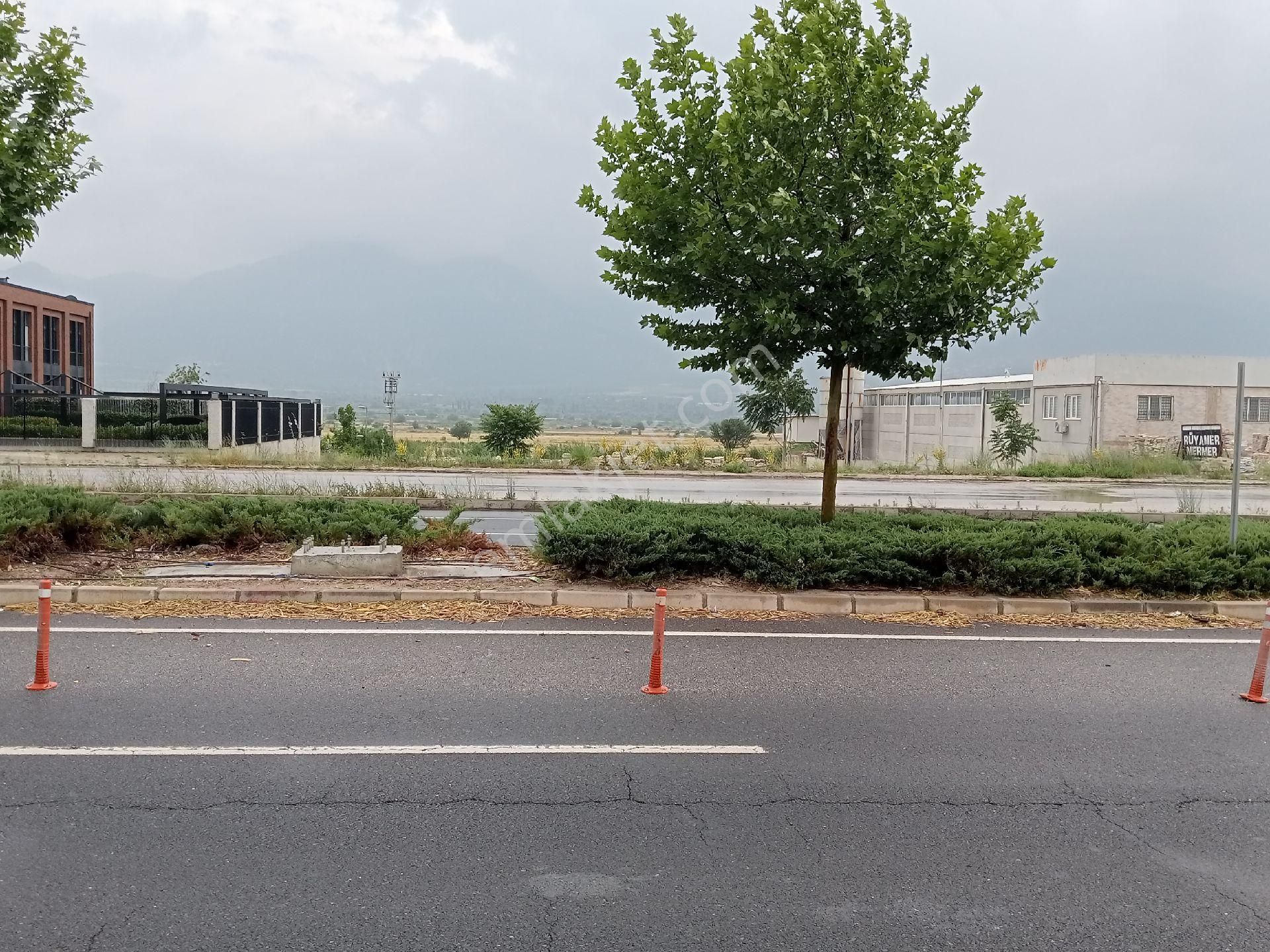 Denizli-ankara-afyon-aydın-izmir-antalya Yolu Kavşağında - Görsel 6