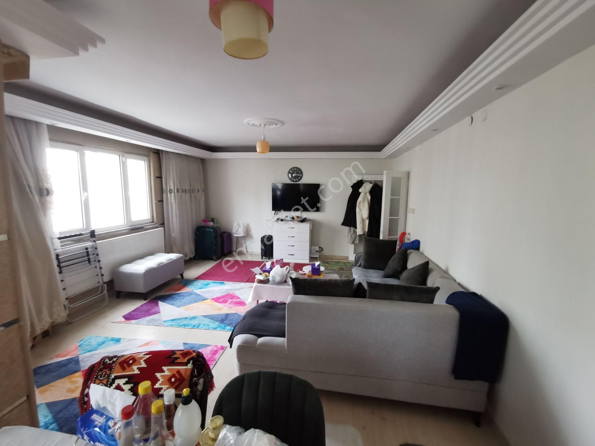 Zeytinburnu Sümer Satılık Daire Zeytinburnu Sümerde 2+1 110m2 5.kat