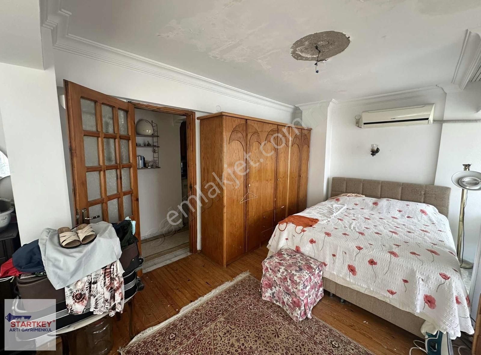 Karaburun İskele Denize Sıfır Satılık Villa İzmir Karaburun İskelede 4+1 Deniz Manzaralı Satılık Villa