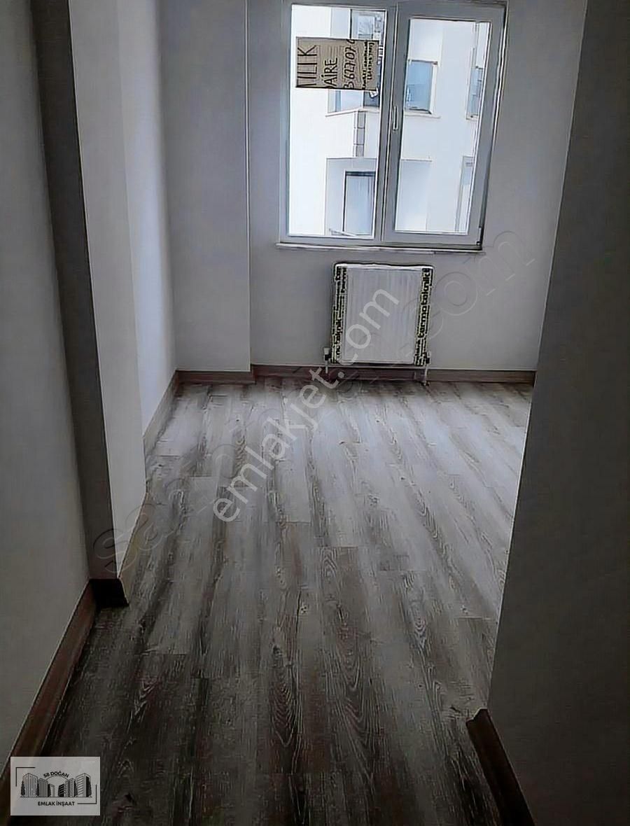 Sultanbeyli Akşemsettin Satılık Daire Eşref Bitlis Bulvarında Butik Sitede 3+1 Arakat Satıılık Daire