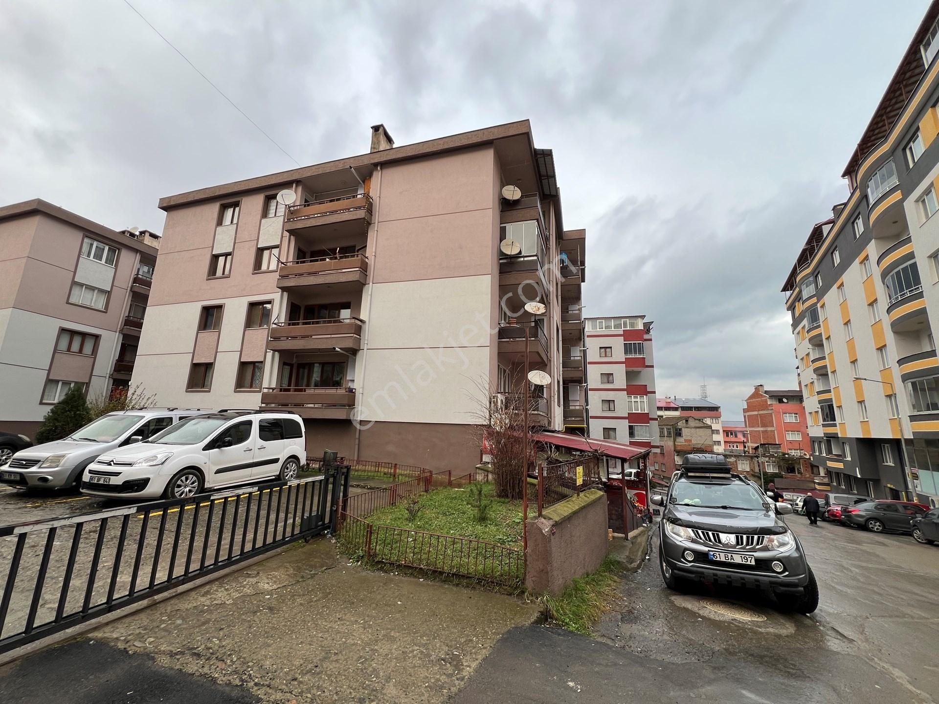 Yomra Sancak Satılık Daire Trabzon Yomra Site İçerisinde 3+1 Daire