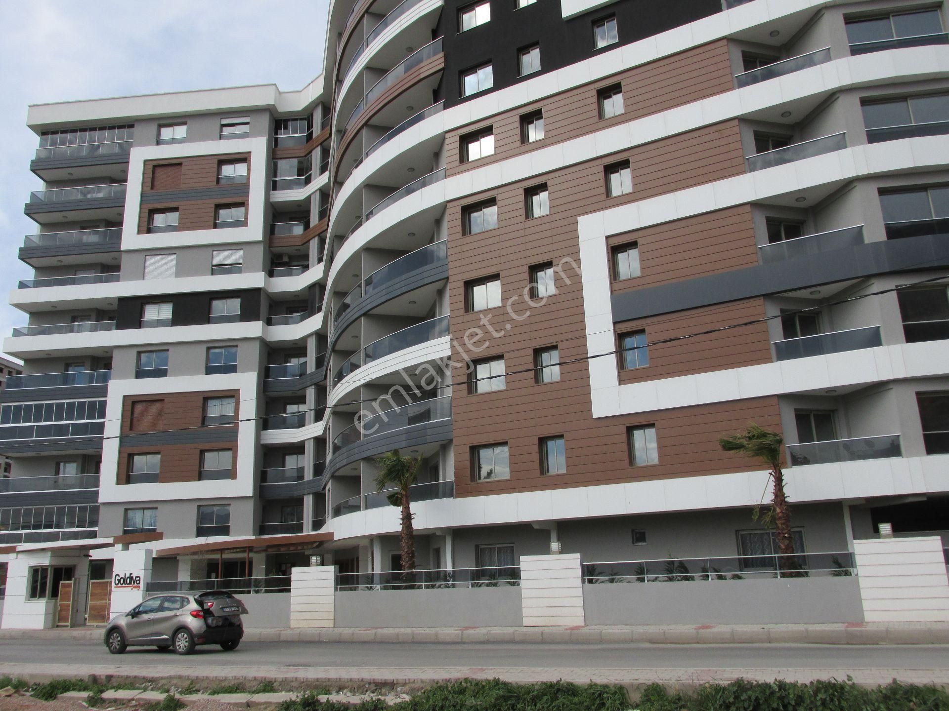 Bornova Yeşilova Satılık Daire Bornova Bahçeşehir Koleji Karşısı Goldiva Güney'de 2+1 Satılık