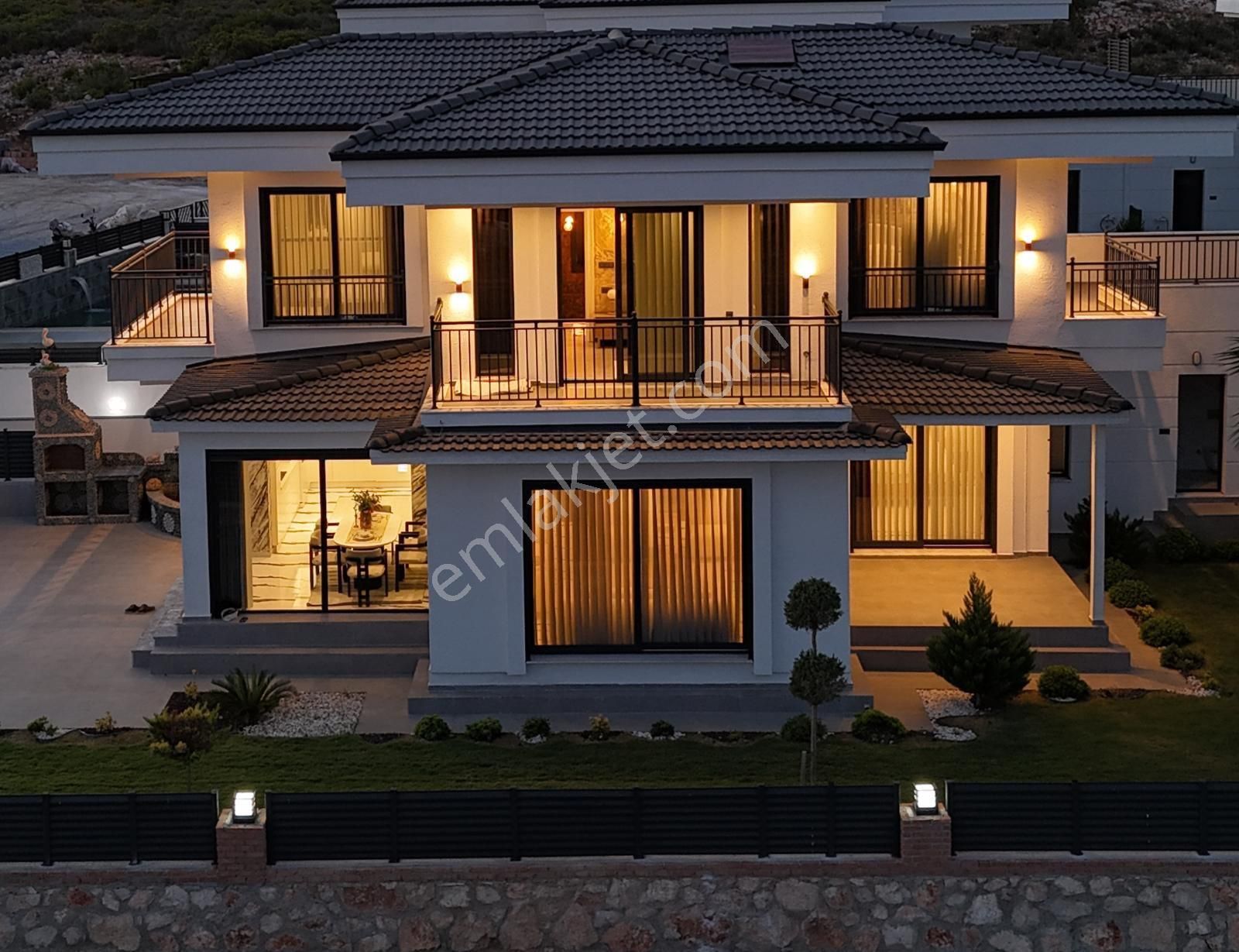 Didim Hisar Satılık Villa İhsan Çiftçi Yapı İnşaattan,didim'de Deniz Manzaralı Lüx Villa.