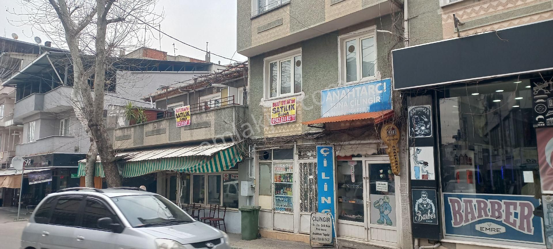 Osmangazi Koğukçınar Satılık Müstakil İşyeri Bursa Osmangazi Koğukçınarda 14o M2 Ana Cadde Ustu İş Yerı Satılıktır.