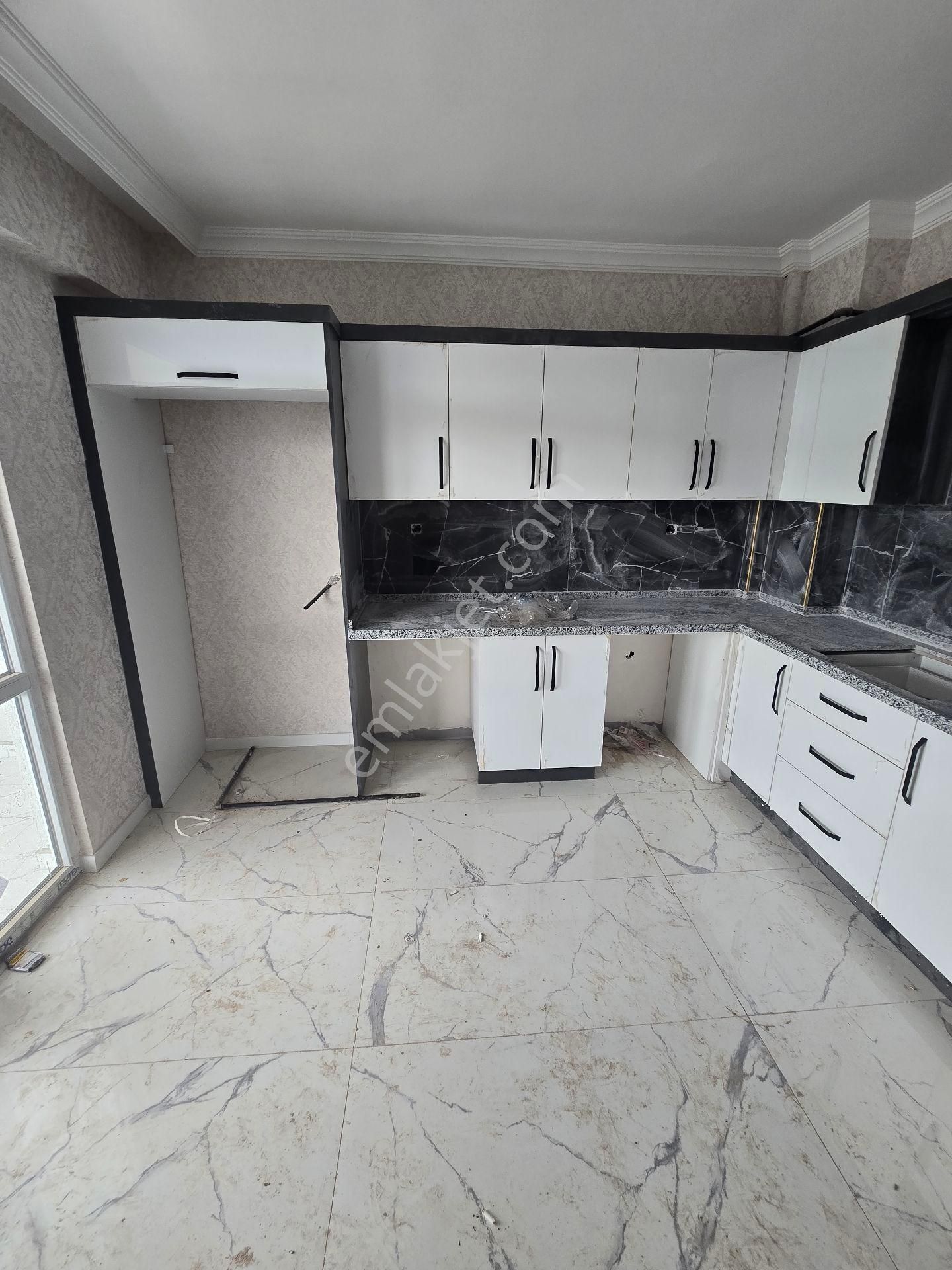 Selim Sultan Mh Go Petrol Arkası Site İçi Arakat Lüx 3+1 Dairemiz Satılık - Görsel 12