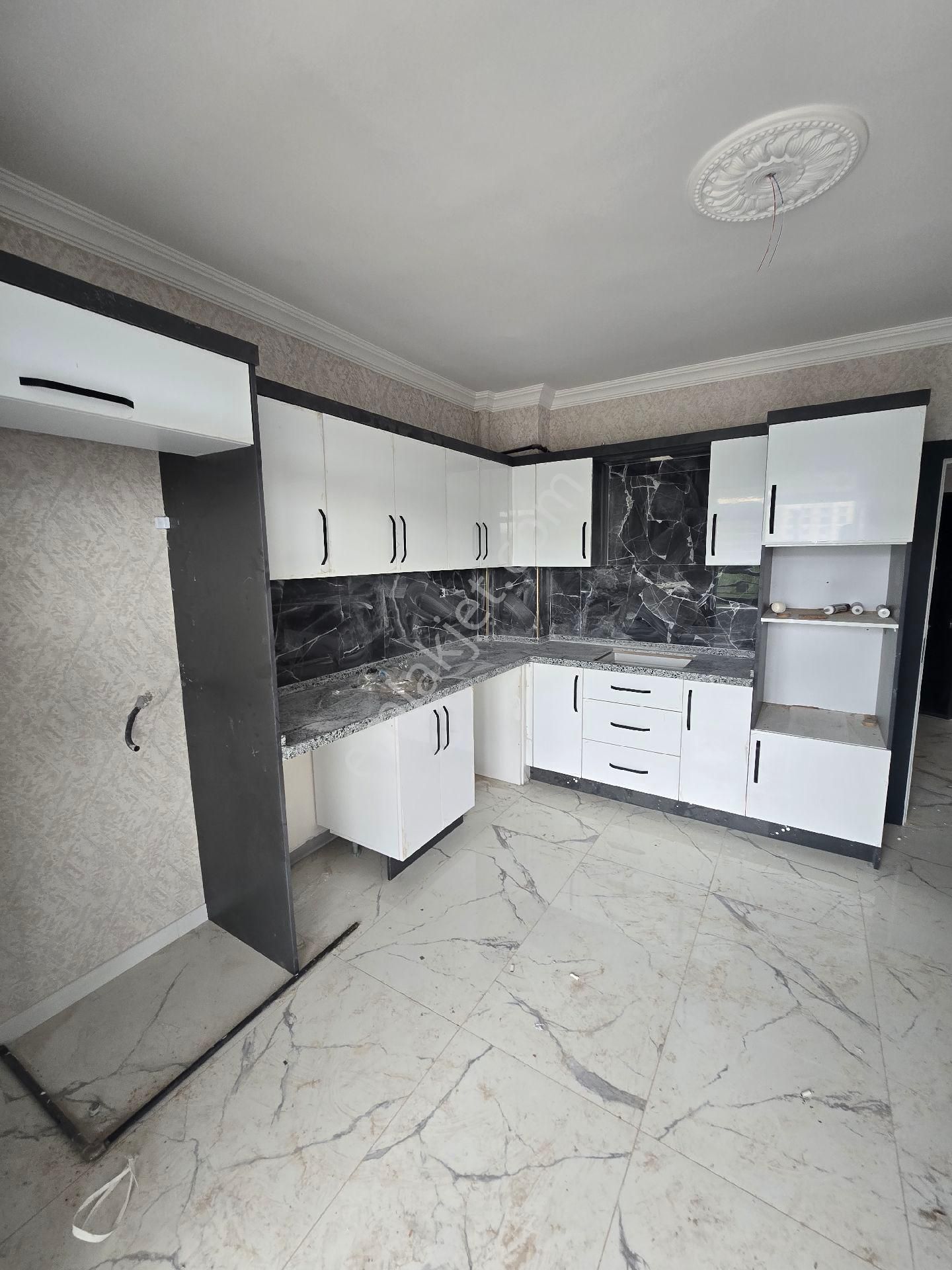 Selim Sultan Mh Go Petrol Arkası Site İçi Arakat Lüx 3+1 Dairemiz Satılık - Görsel 15