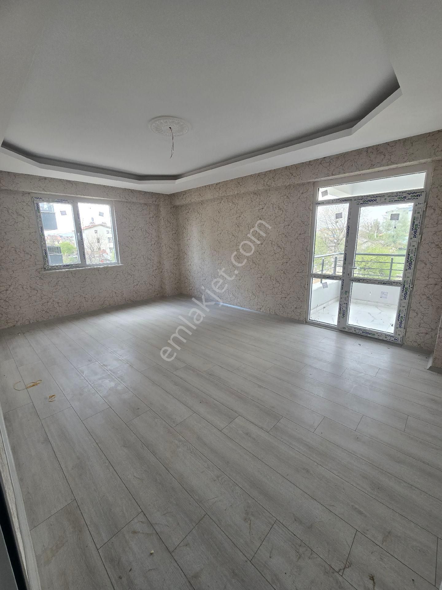 Selim Sultan Mh Go Petrol Arkası Site İçi Arakat Lüx 3+1 Dairemiz Satılık - Görsel 2