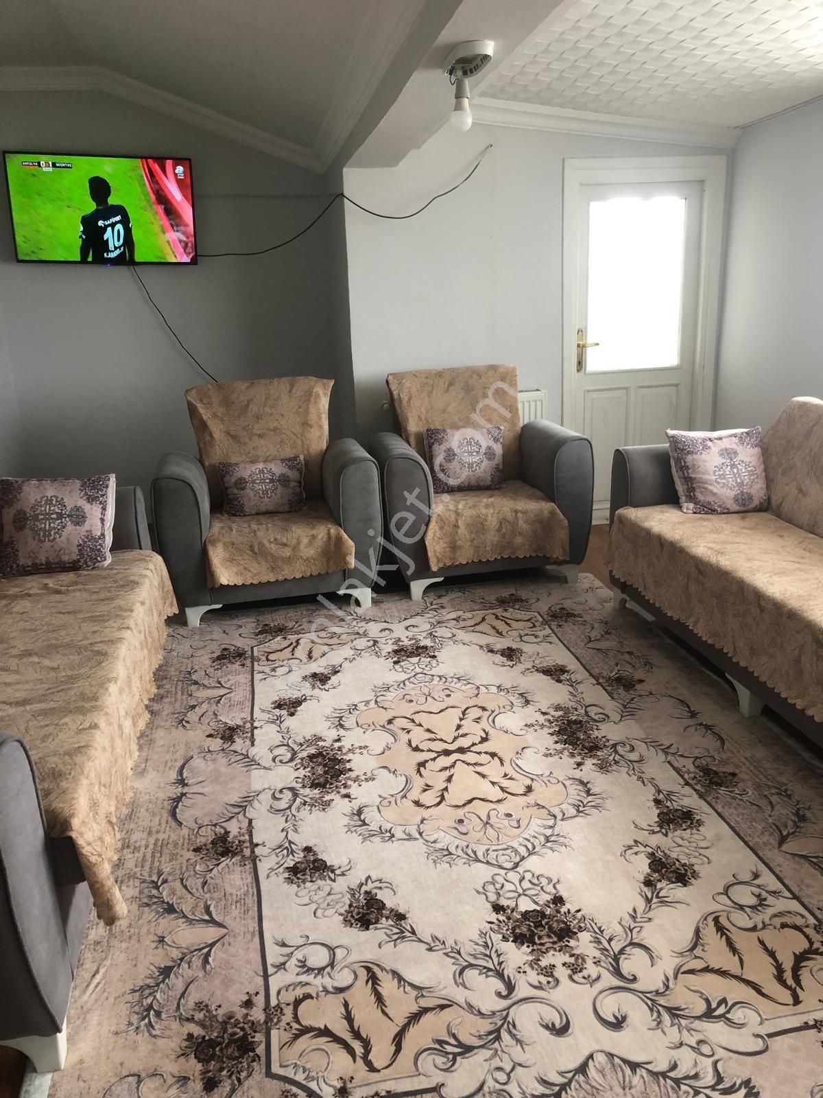 Trabzon Tanjant Cadde Üstü Satılık Çatı Katı Daire - Görsel 3
