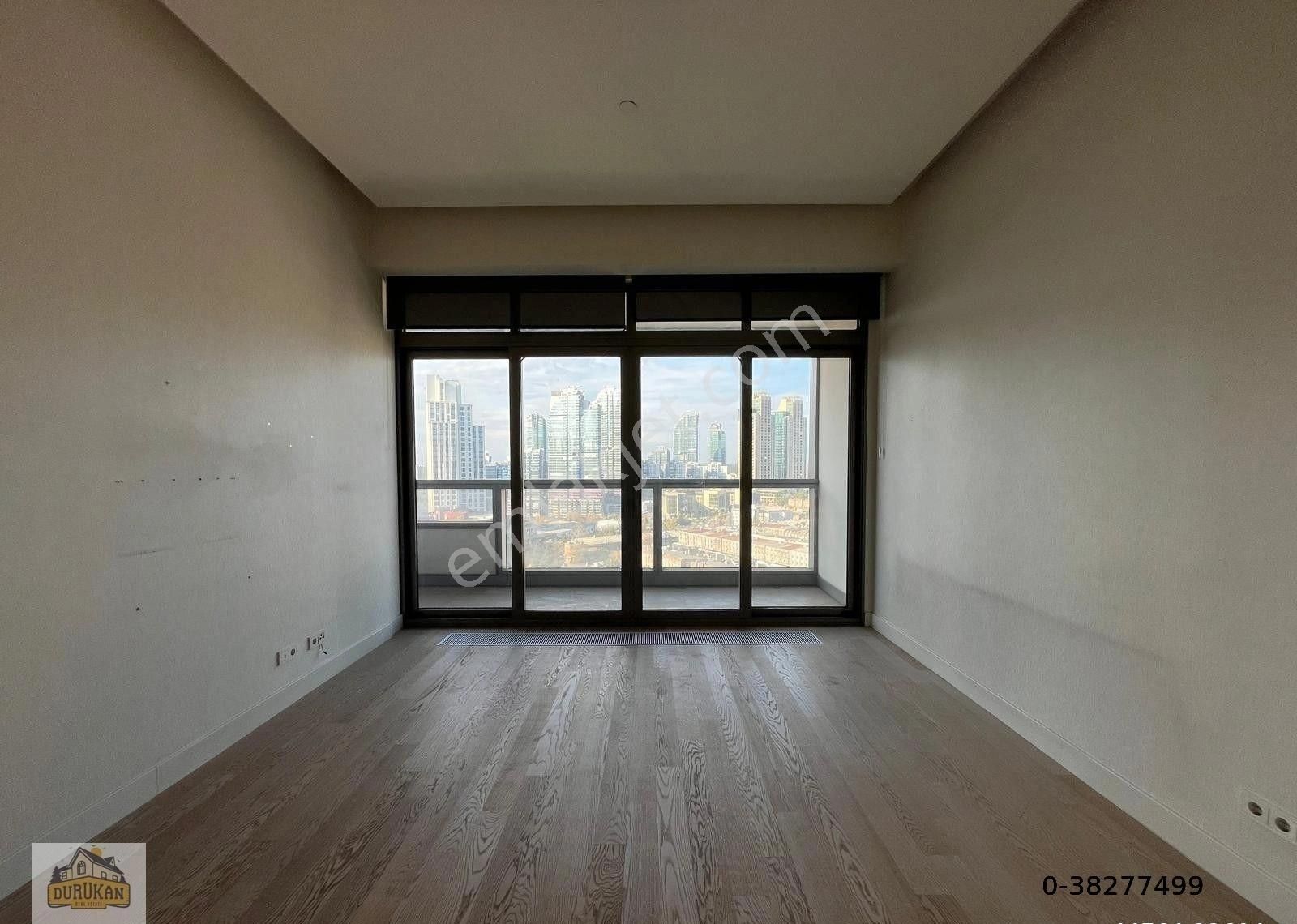 Sarıyer Maslak Satılık Daire 42 Maslak Residence 1+1 Yüksek Kat Güncel Boş Satılık Daire