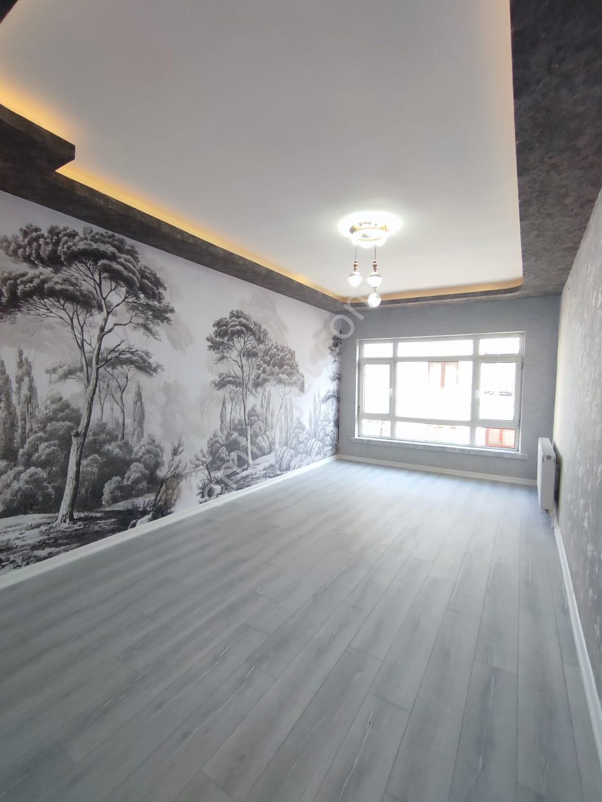 Tepebaşı Mahallesi Merkezi Konum 2.kat Bağımsızsalon Full Yapılı 3+1 Daire