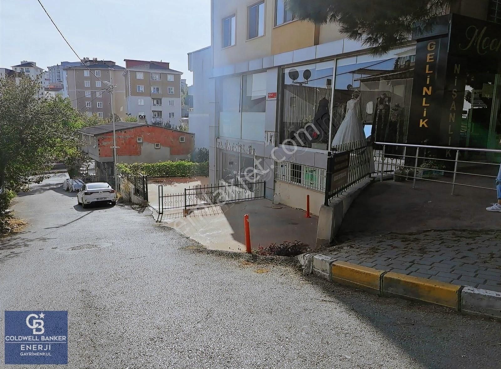 Pendik Şeyhli Satılık Dükkan & Mağaza Pendik 110 M2 Satılık Dükkan