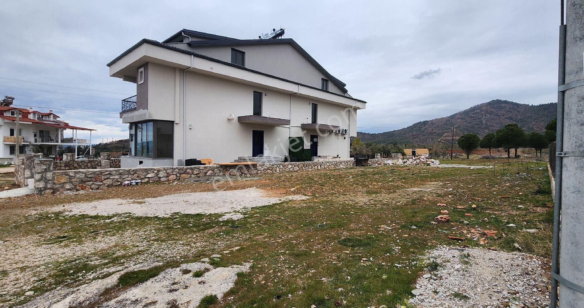 Fethiye Çatalarık Satılık Konut İmarlı 458 M2 %25/50 İmarlı Arsa (parka Ve Ormana Cephe)