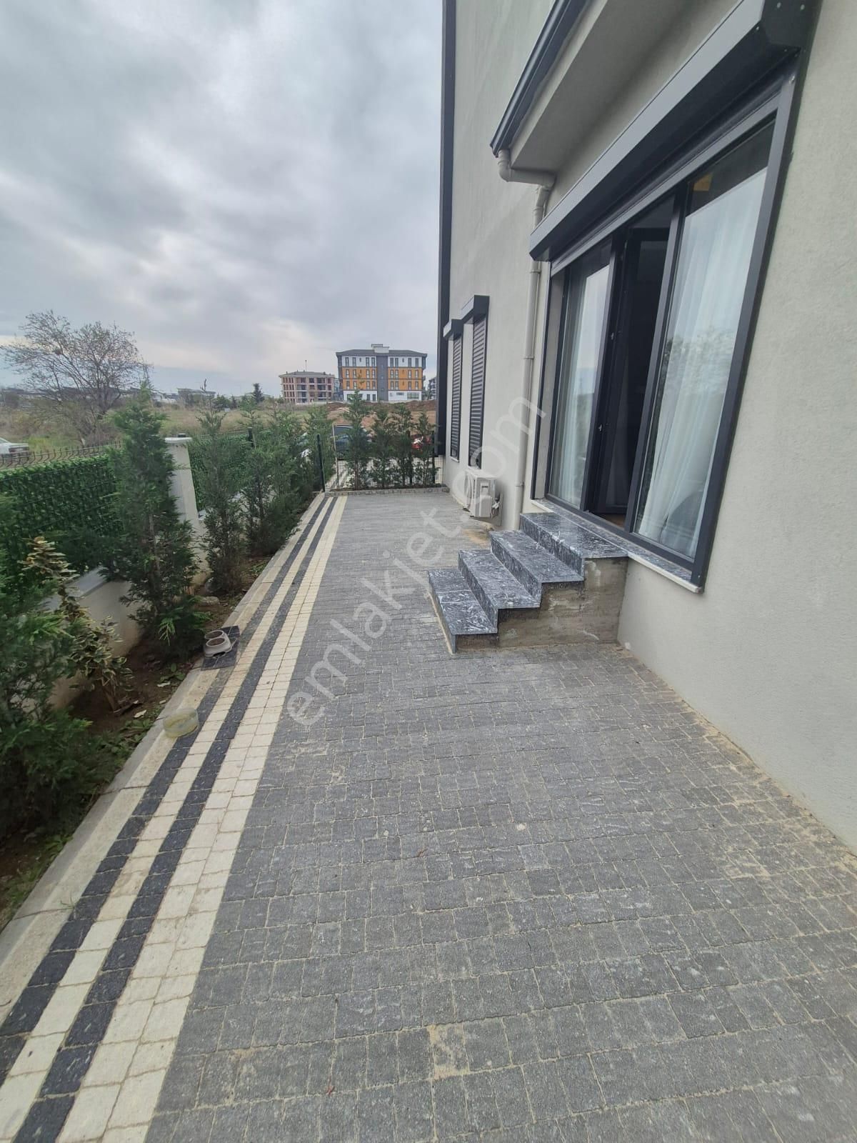 Delux'den Atatürk Mah.'de Sıfır Bahçekatı Full Eşyalı Lux 2+1 Daire - Görsel 11