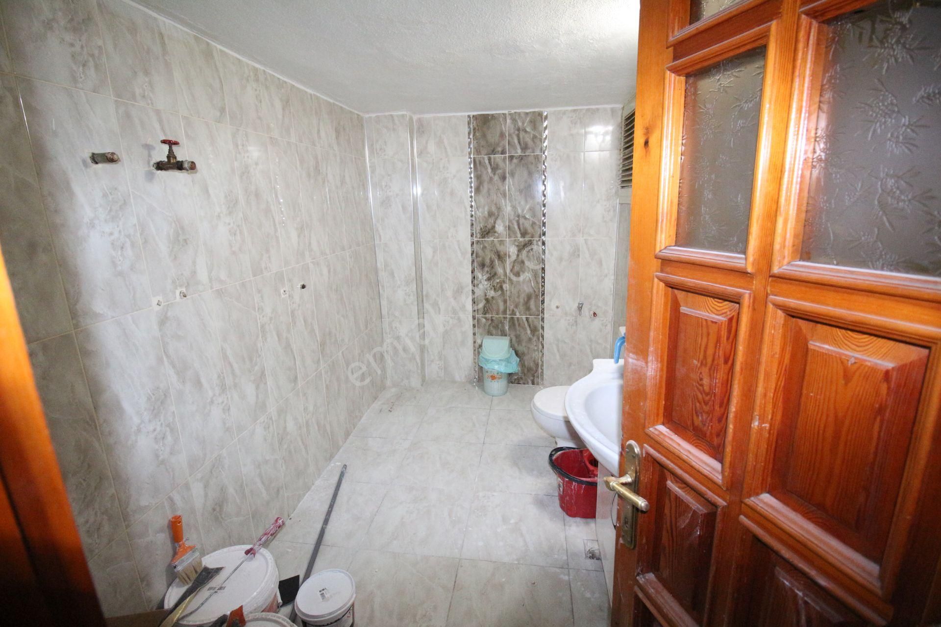 Arga'dan Menderes Cd. Üzeri 2+1 Kiralık Mobilyalı İşyeri - Görsel 2