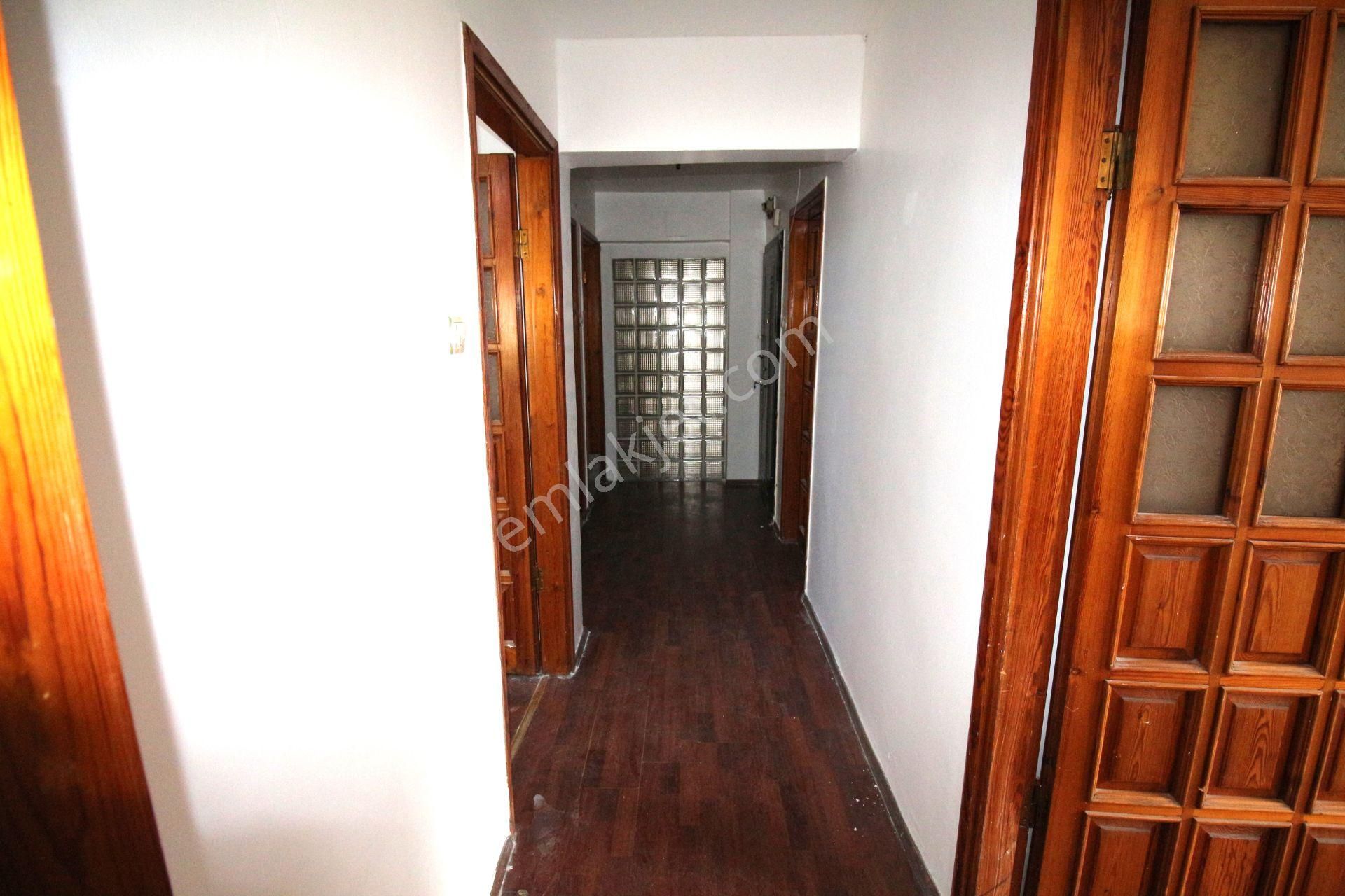 Arga'dan Menderes Cd. Üzeri 2+1 Kiralık Mobilyalı İşyeri - Görsel 8