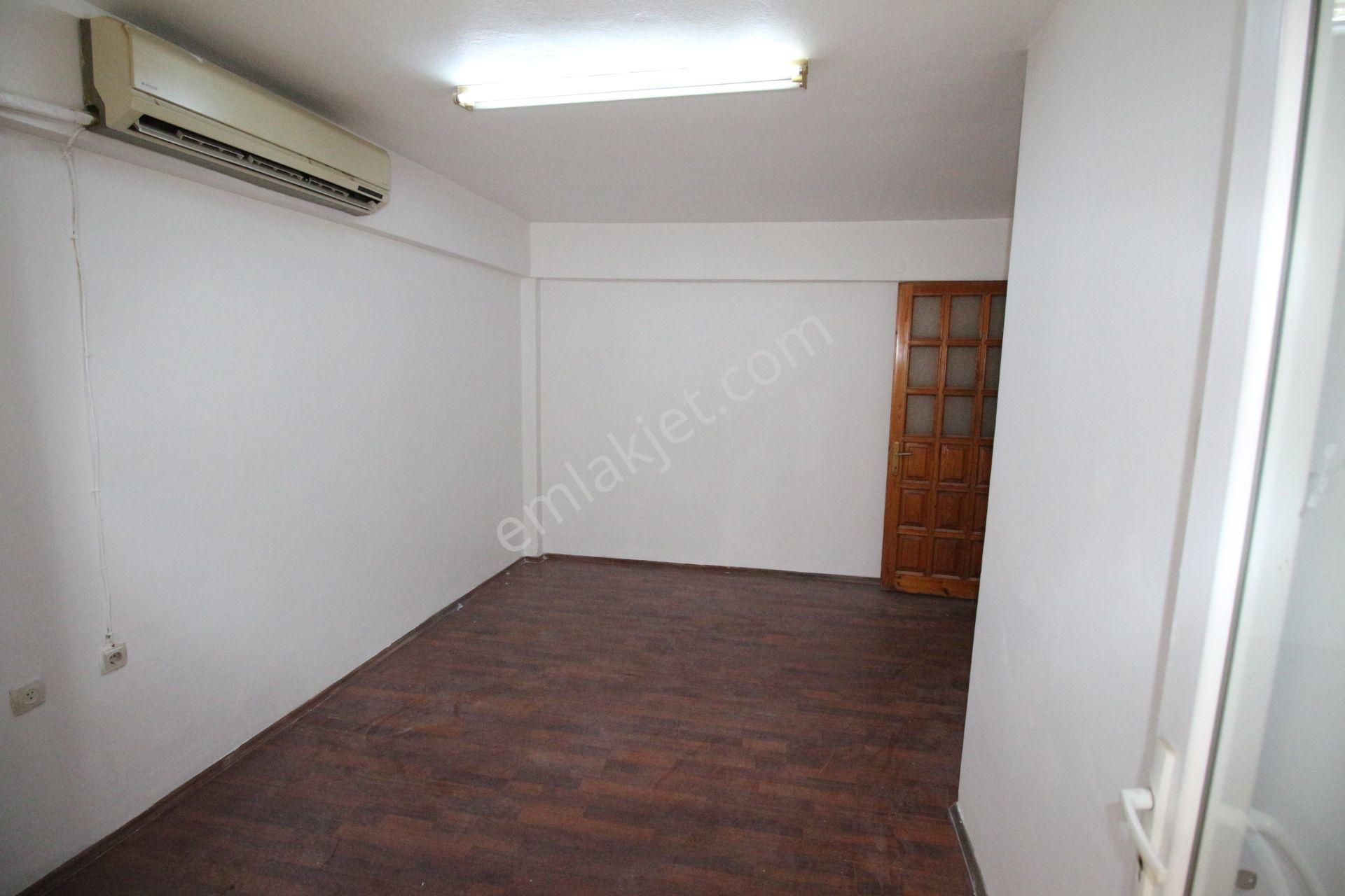 Arga'dan Menderes Cd. Üzeri 2+1 Kiralık Mobilyalı İşyeri - Görsel 17