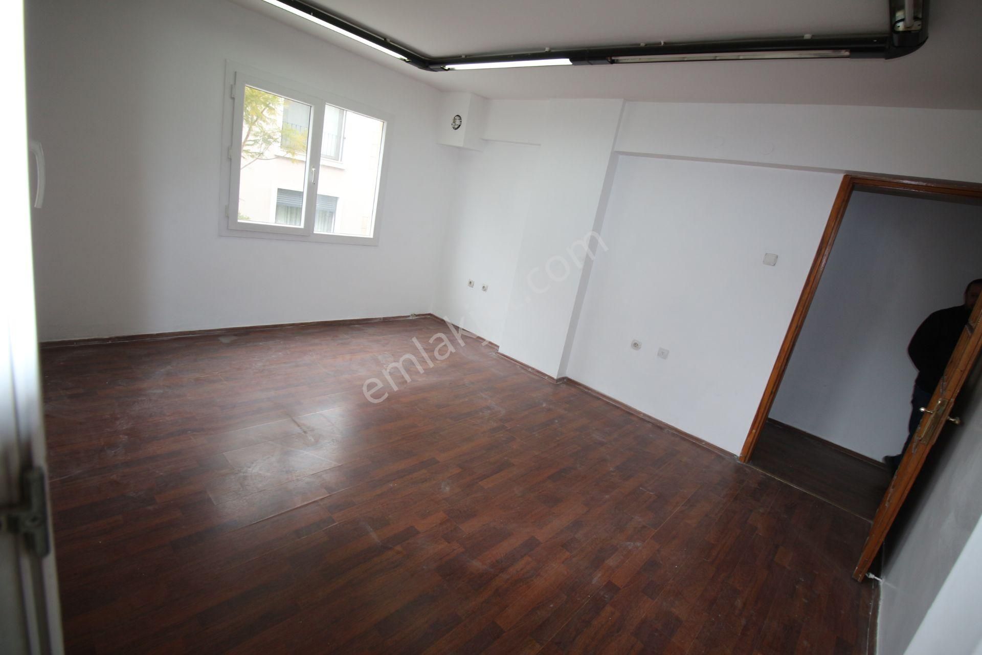 Arga'dan Menderes Cd. Üzeri 2+1 Kiralık Mobilyalı İşyeri - Görsel 26