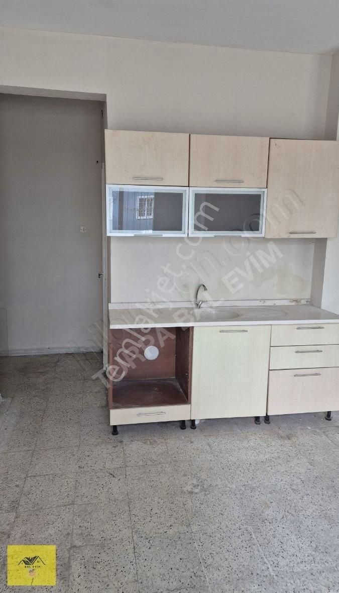 Çiğli İzkent Kiralık Depo Çiğli İzkent'de Kiralık Depo