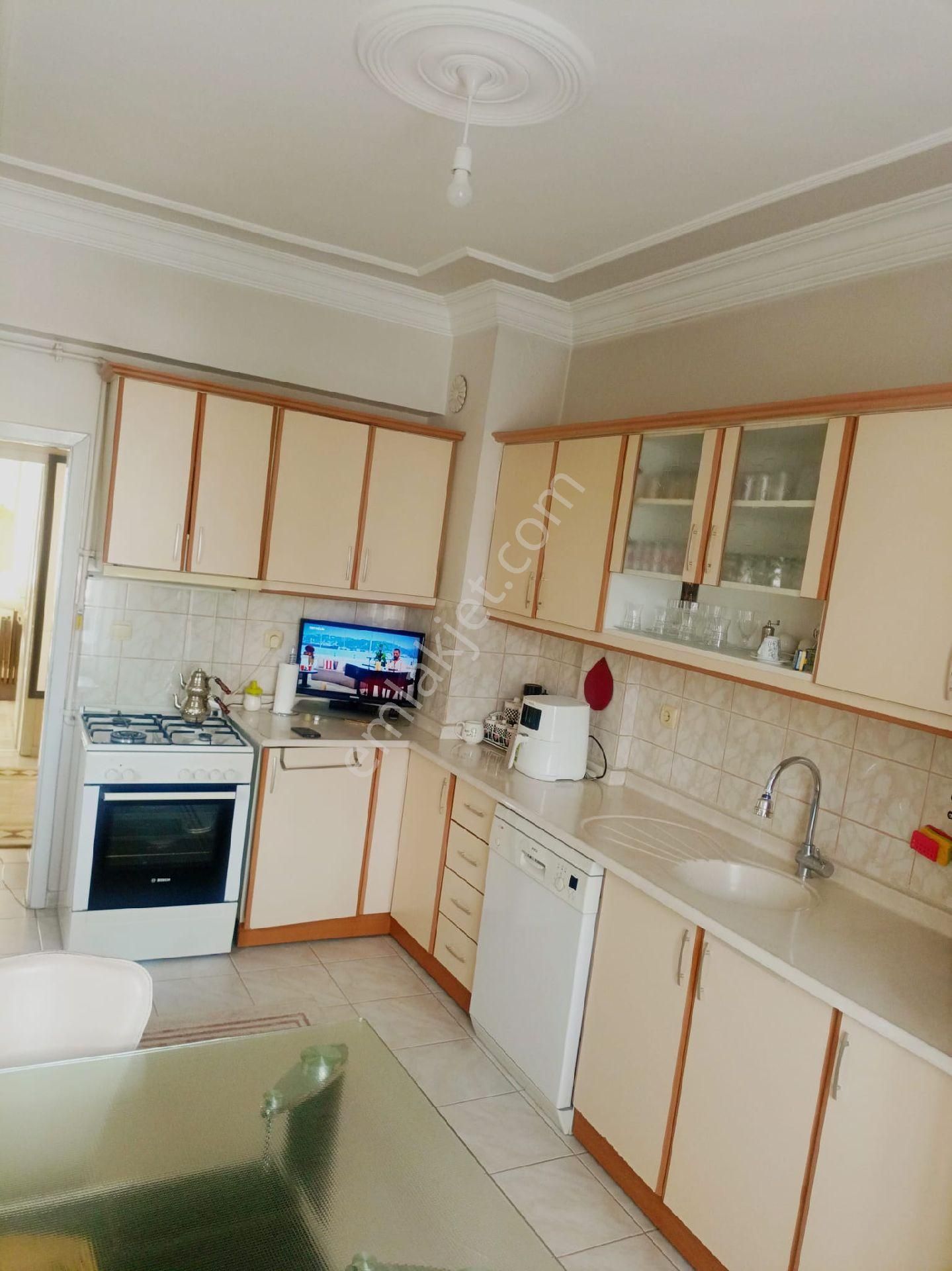 Fatma Ülken Gayri Menkulden Yıldırım Beyazıt Mah De 3+1satilik Daire - Görsel 2