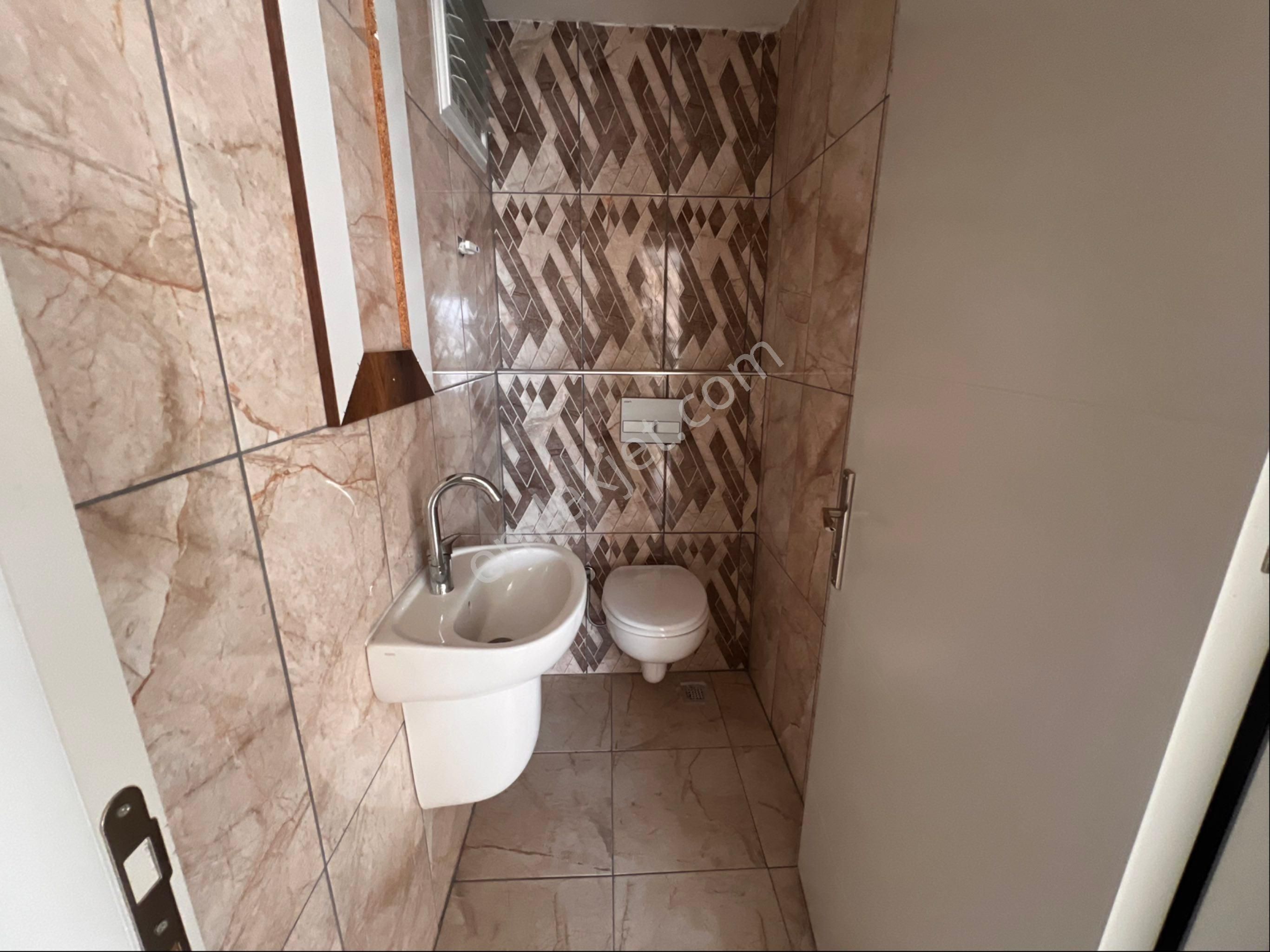 Özkan Emlaktan Baraj Konutları 3+1 Kiralık(son Kat)daire - Görsel 4