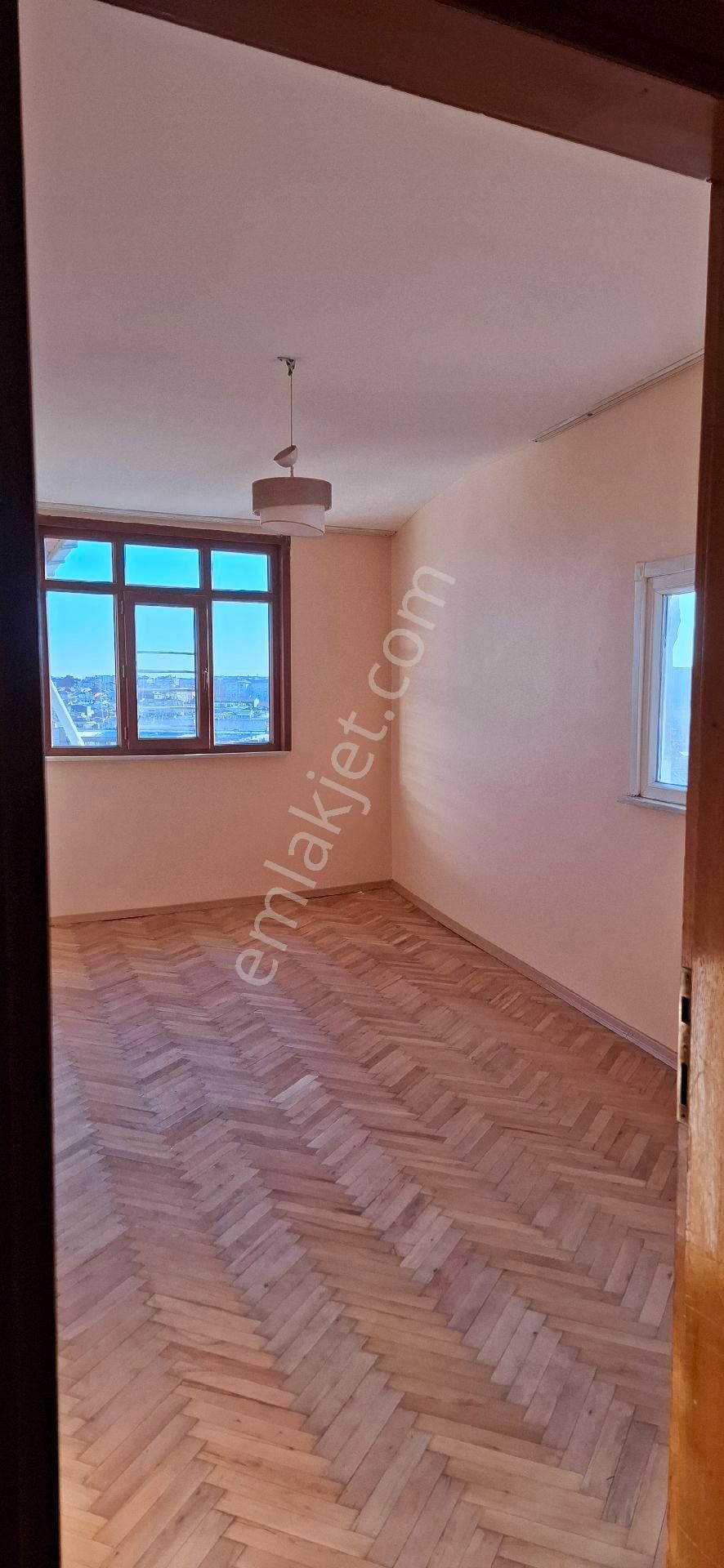 Fatih Hırka-i Şerif Kiralık Daire İstanbul Fatih Müthiş Manzaralı Kiralık Daire