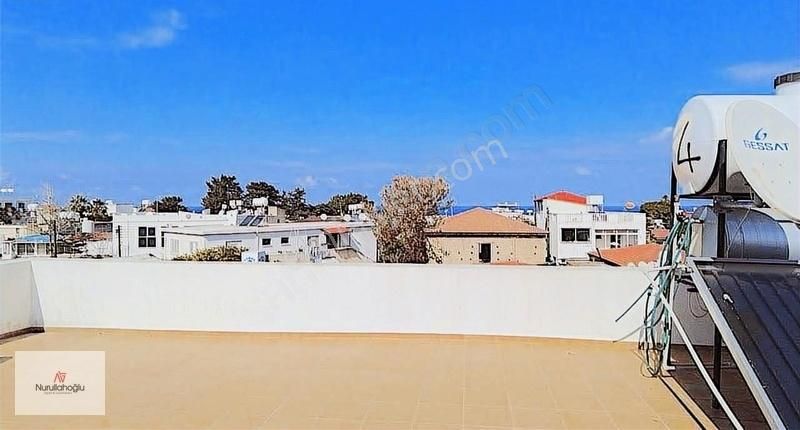 Girne Karaoğlanoğlu Satılık Daire Girne Amerikan Yakını 2+1 Eşyalı Penthouse