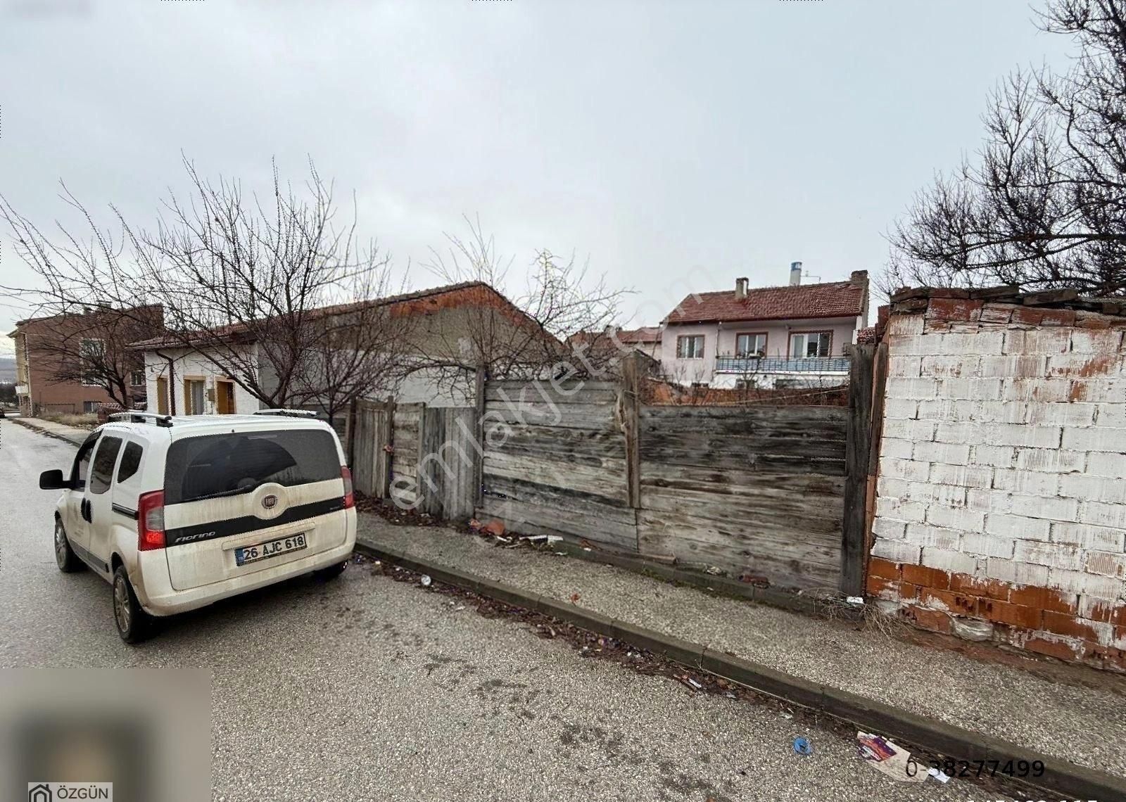 Odunpazarı Çankaya Satılık Konut İmarlı Özgün'den Çankaya Mahallesi 2 Kata İmarlı Arsa 182m2