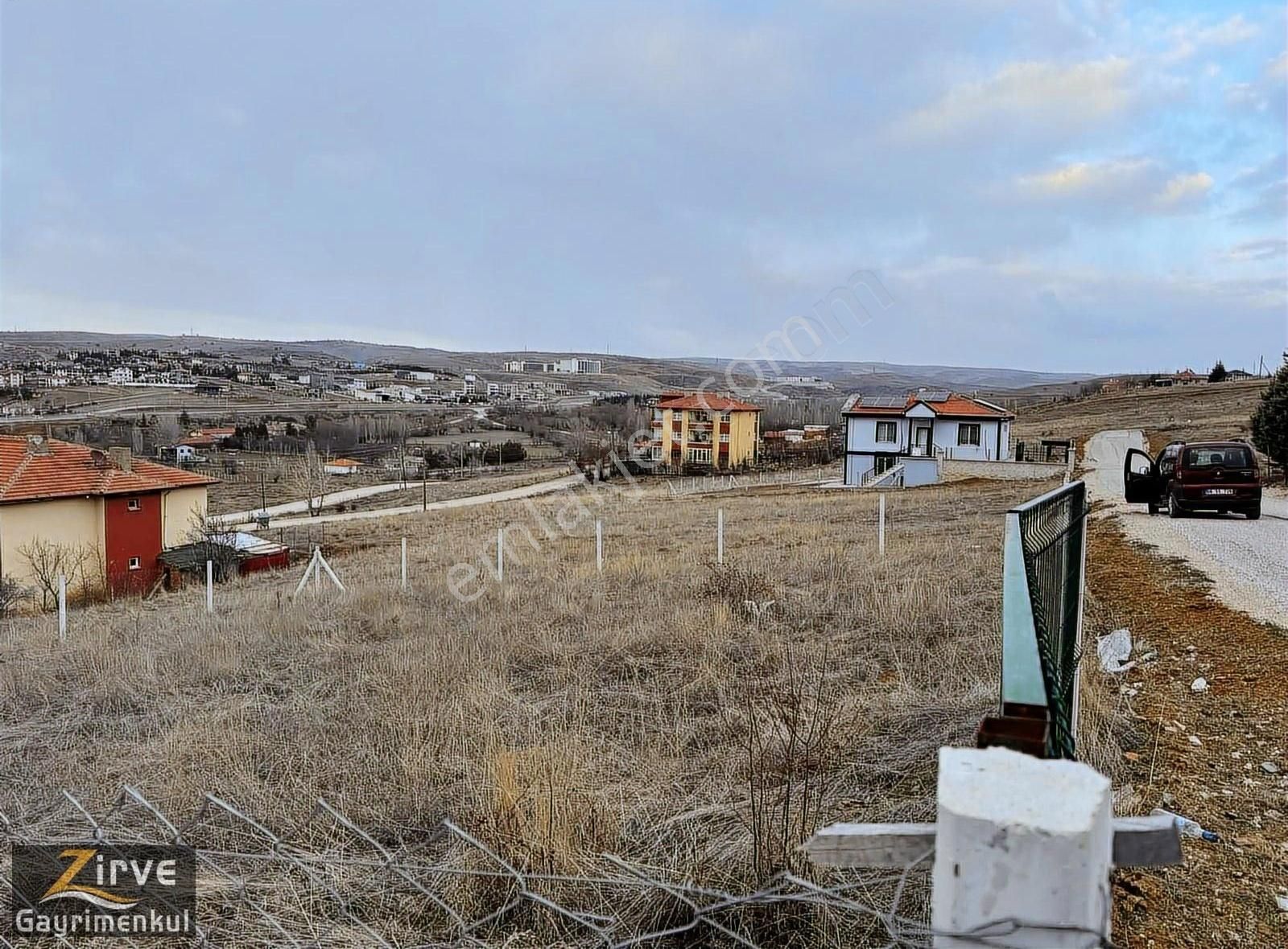 Akyurt Atatürk Satılık Konut İmarlı Zirve'den Atatürk Mahallesi 420metre Köşe Başı Konut İmarlı Arsa