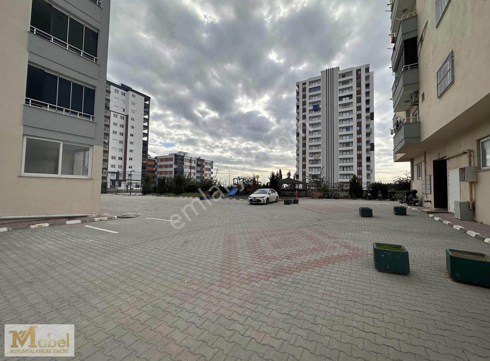 Tarsus Altaylılar Kiralık Daire Mabel'den 3+1 Sitede 8. Kat Kiralık Daire