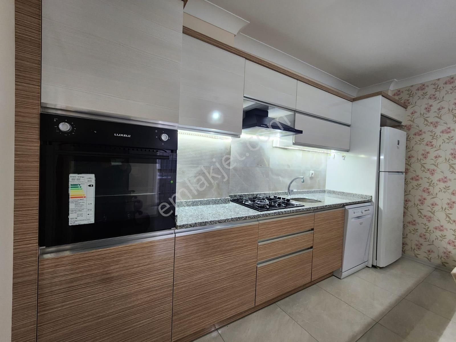 Kumsaldan Altınkumda Ön Cephe Full Eşyalı_1+1_ Daire*