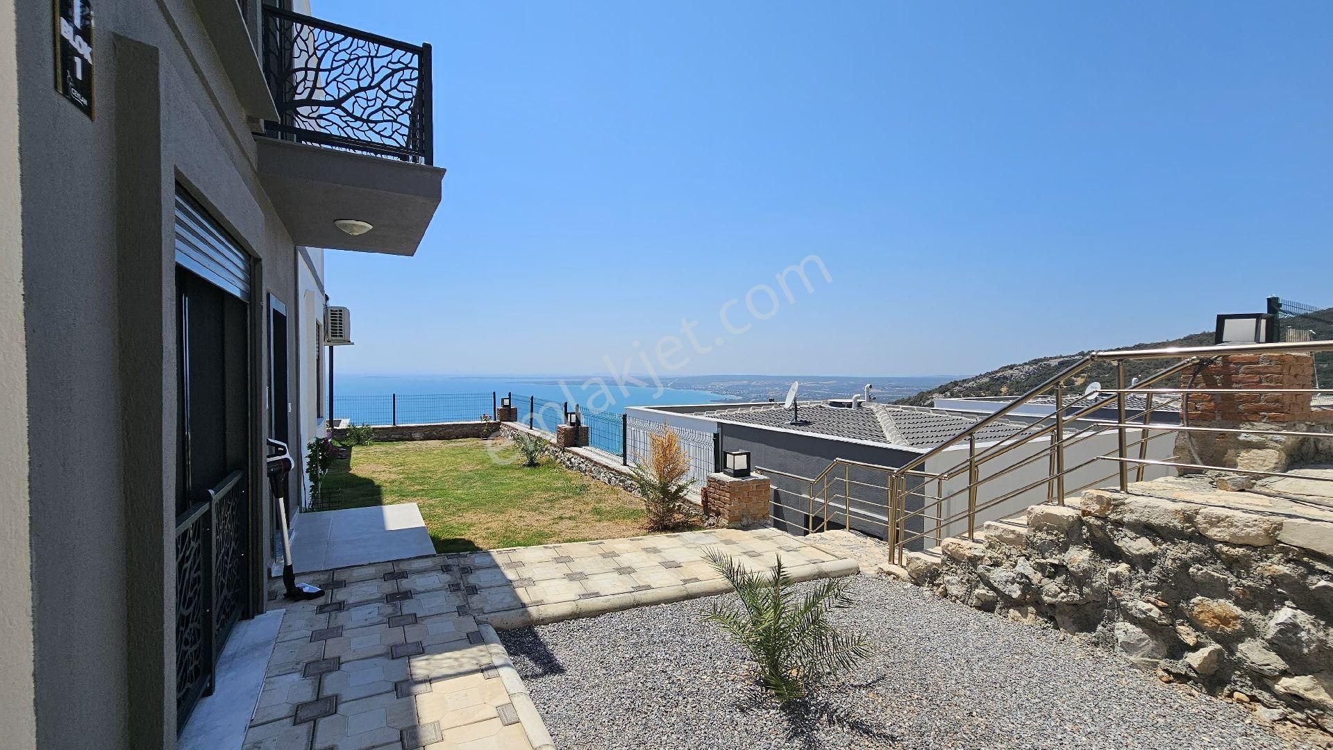 Didim Akbük'te Lebi Derya Deniz Manzaralı Eşyalı 3+1 Sıfır Villa - Görsel 3