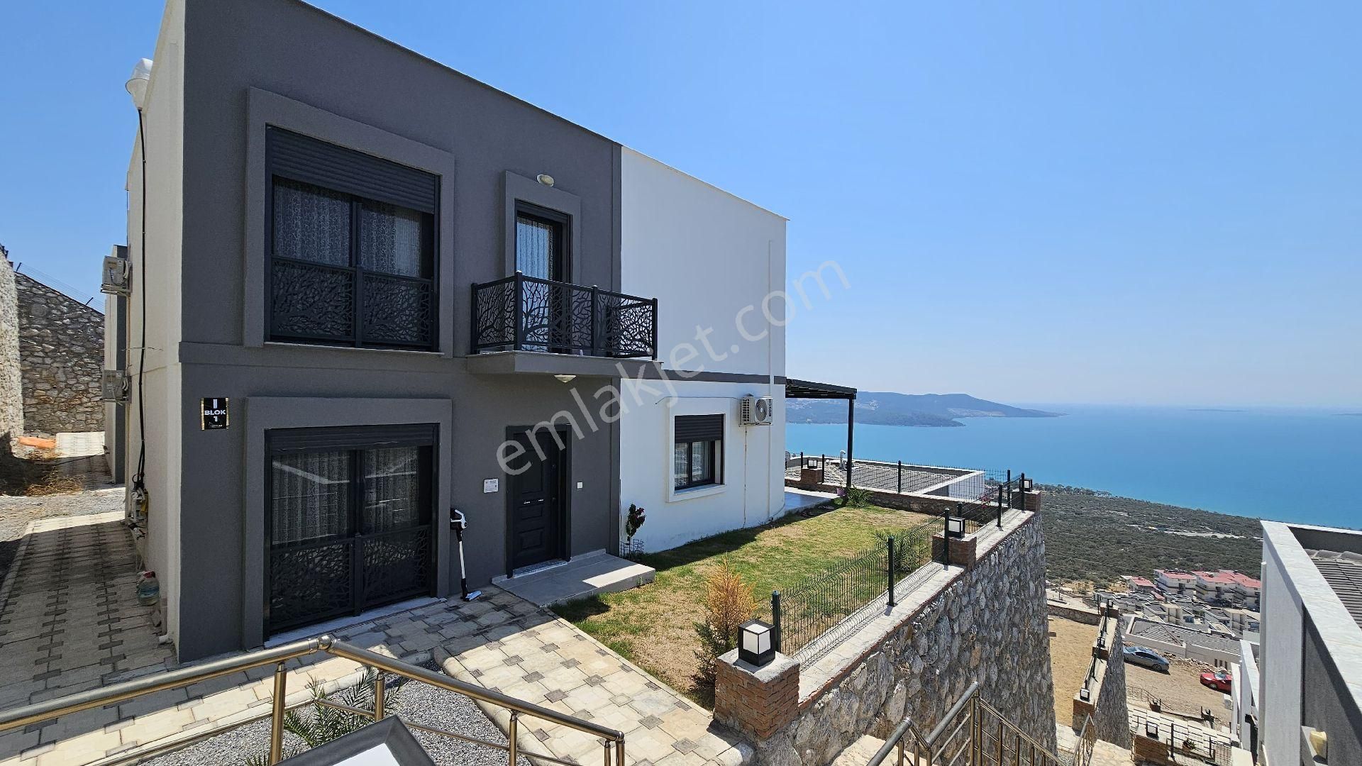 Didim Akbük Satılık Villa Didim Akbük'te Lebi Derya Deniz Manzaralı Eşyalı 3+1 Sıfır Villa