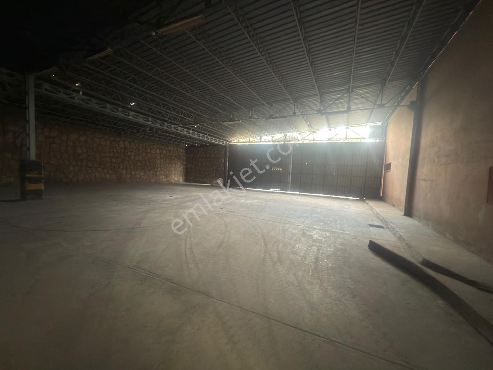 Zorlu Gayrimenkul'den Organize Sanayi Bölgesinde 3500m2 Kiralık Fabrika - Görsel 17