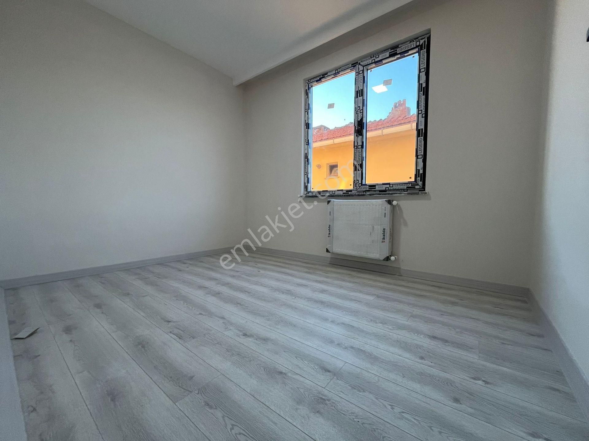 Büyükçekmece De 1+1 Kiralık Daireler Deniz Ve Doğa Manzaralı - Görsel 3