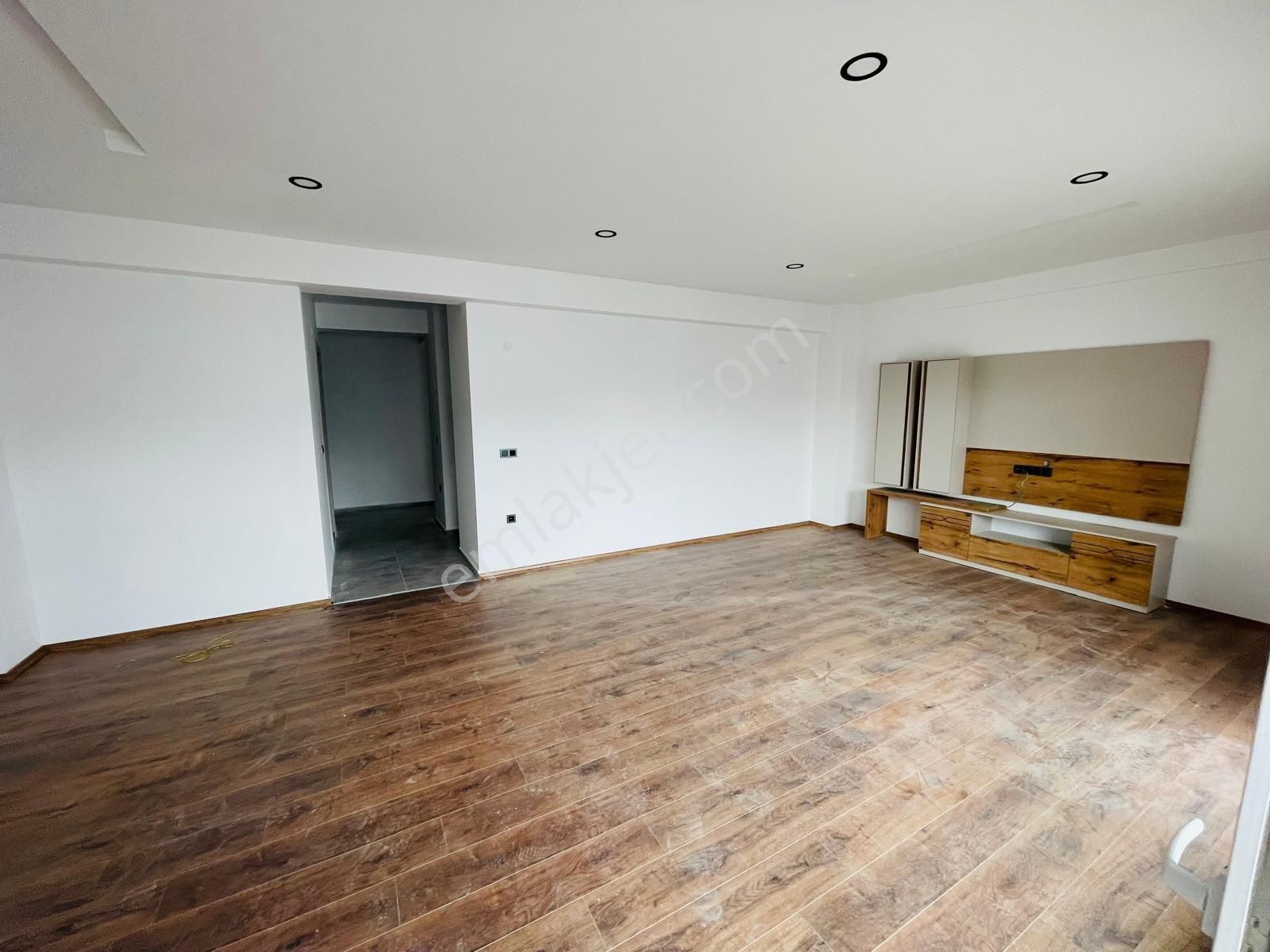 Şehir Merkezine Yürüme Mesafesinde Sıfır Arakat 3+1 Daire - Görsel 10