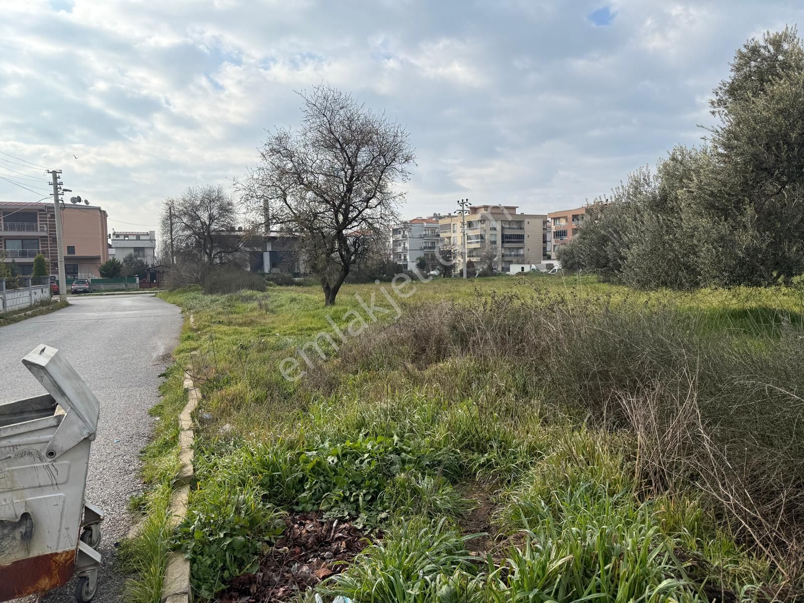 Menderes Mithatpaşa Mahallesin'de Satılık İmarlı Arsa - Görsel 7