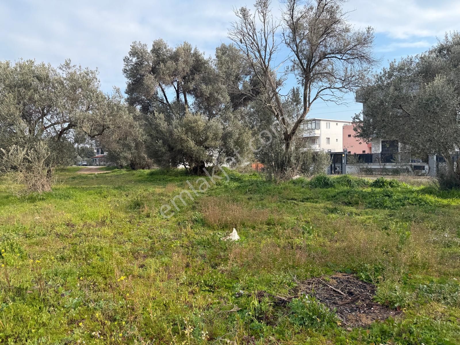 Menderes Mithatpaşa Mahallesin'de Satılık İmarlı Arsa - Görsel 26
