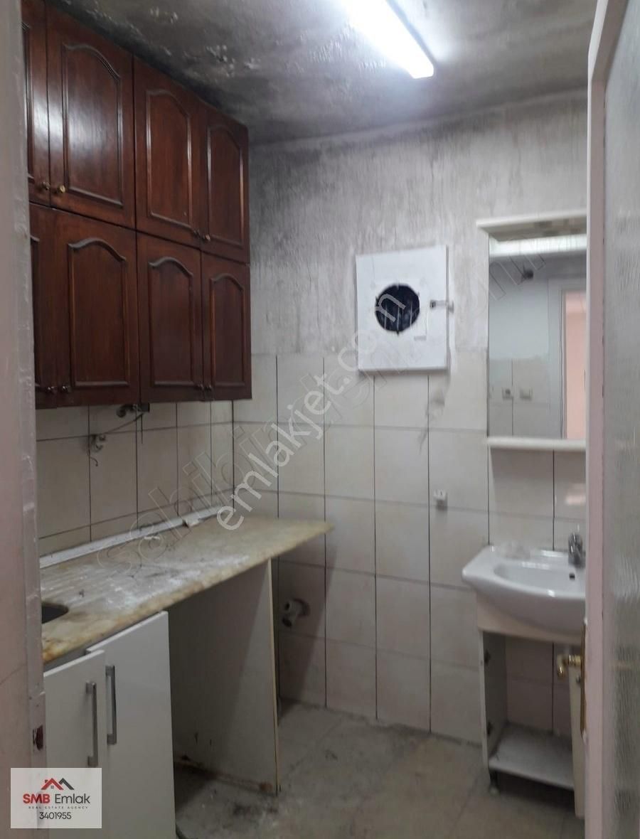 Beyoğlu Kılıçali Paşa Kiralık Daire Cihangirde Masrafsız 35 M(2) Depo