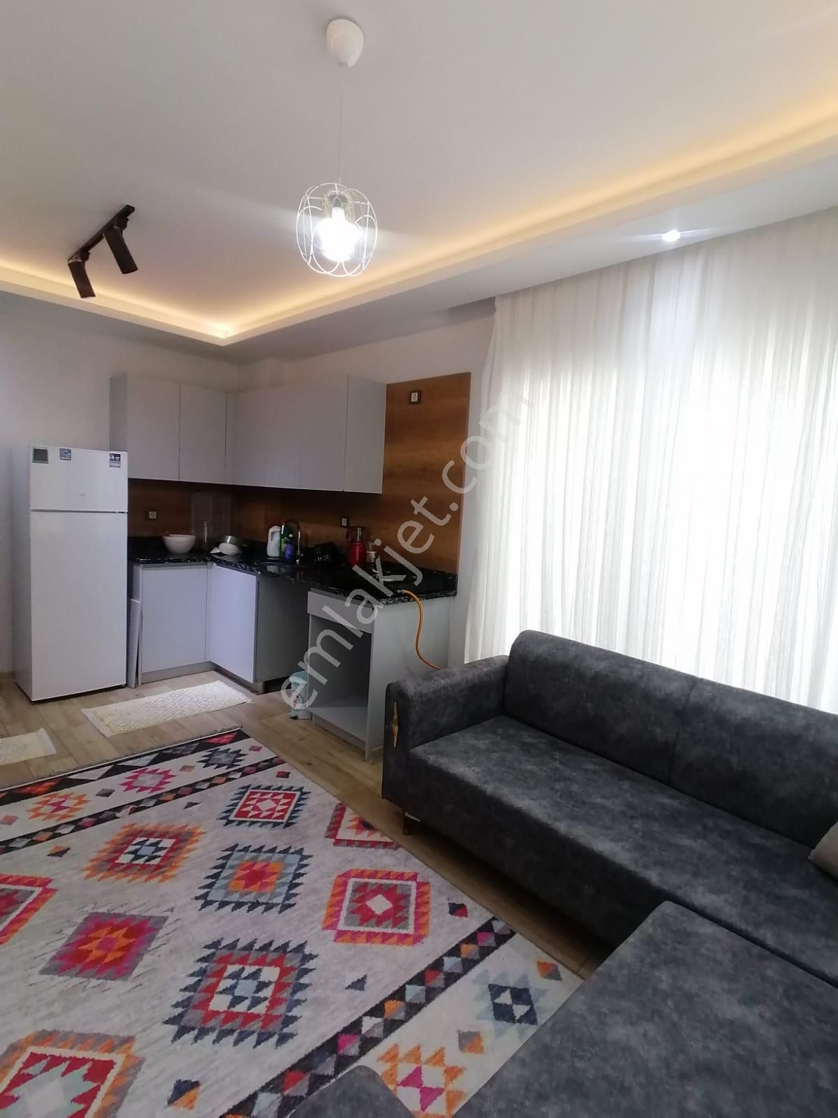 Sarıçam Gültepe Kiralık Daire Birlik Gayrimenkul Den Gültepe De 1+1 Full Eşyalı Az Katlı Hasarsız Kaçırılmayacak Daire!!!