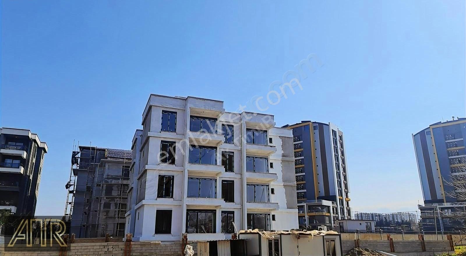 Altıntaşta Acil Satılık 1+1 Havuzlu Daire - Görsel 3