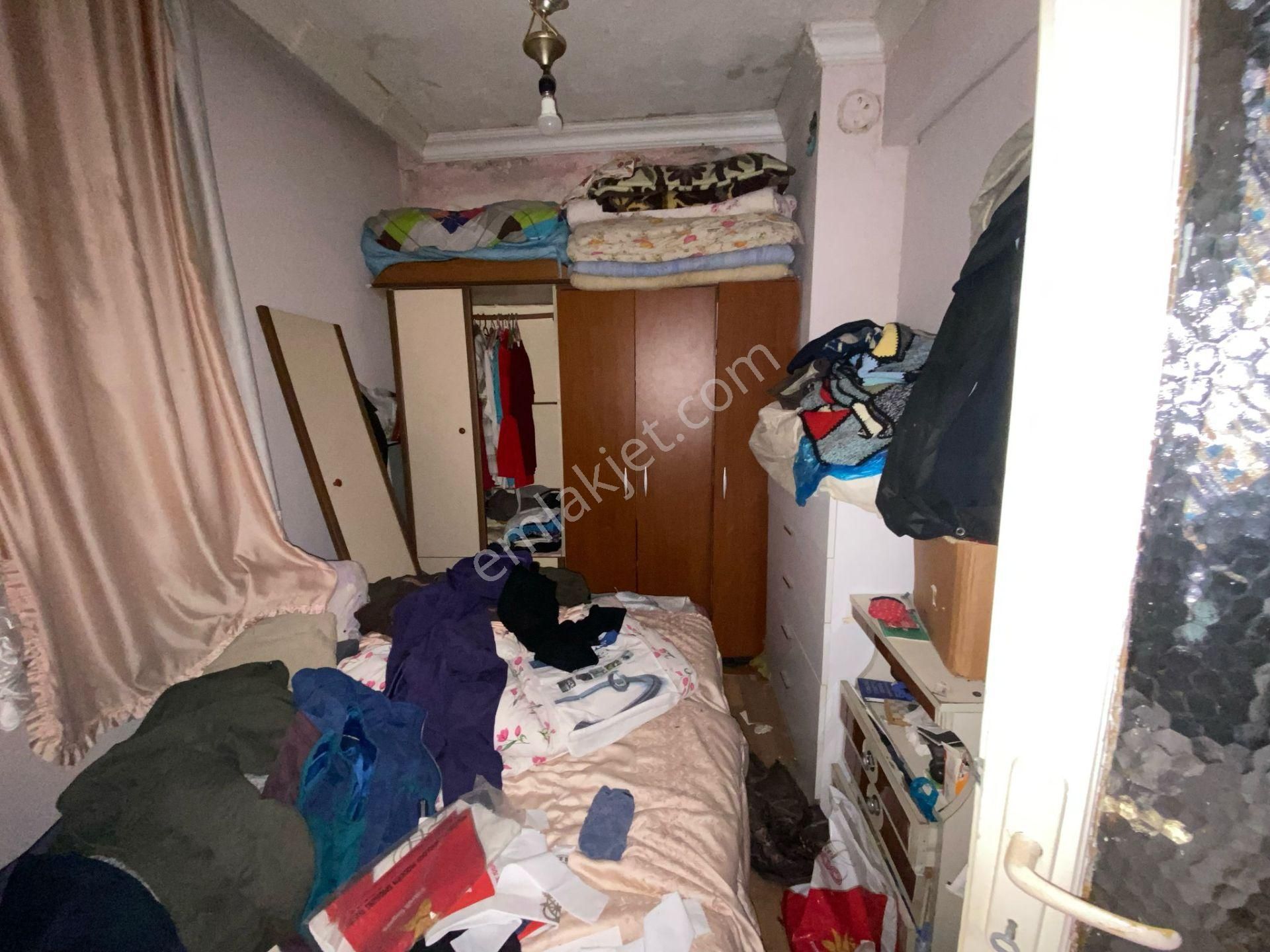 Acill Konak Zeytinlik Mah.de Kemer İzban İstasyonu Yakını 3+1 95m2 Ayrı Mutfak Havadar Satılık Daire - Görsel 13