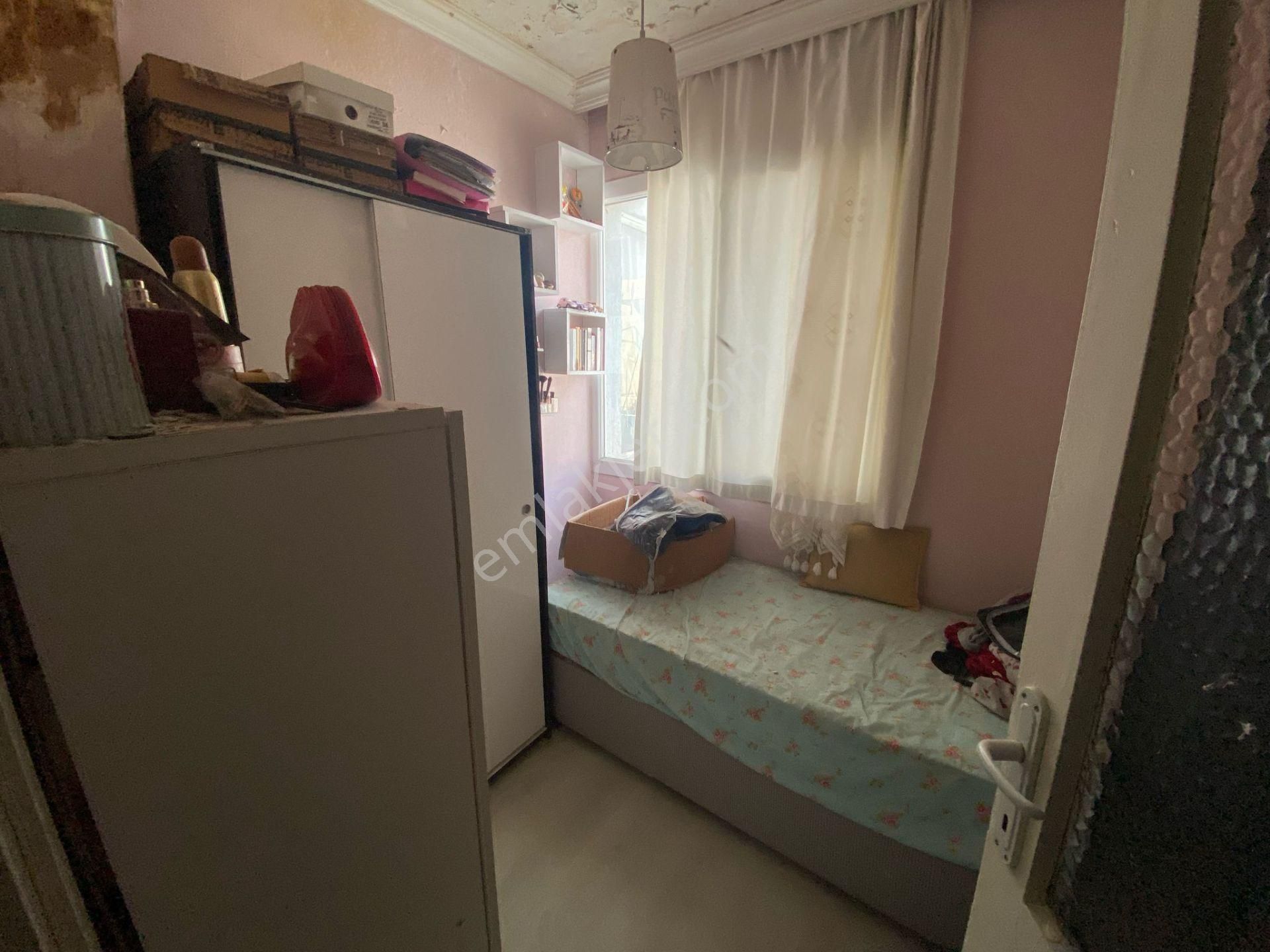 Acill Konak Zeytinlik Mah.de Kemer İzban İstasyonu Yakını 3+1 95m2 Ayrı Mutfak Havadar Satılık Daire - Görsel 11