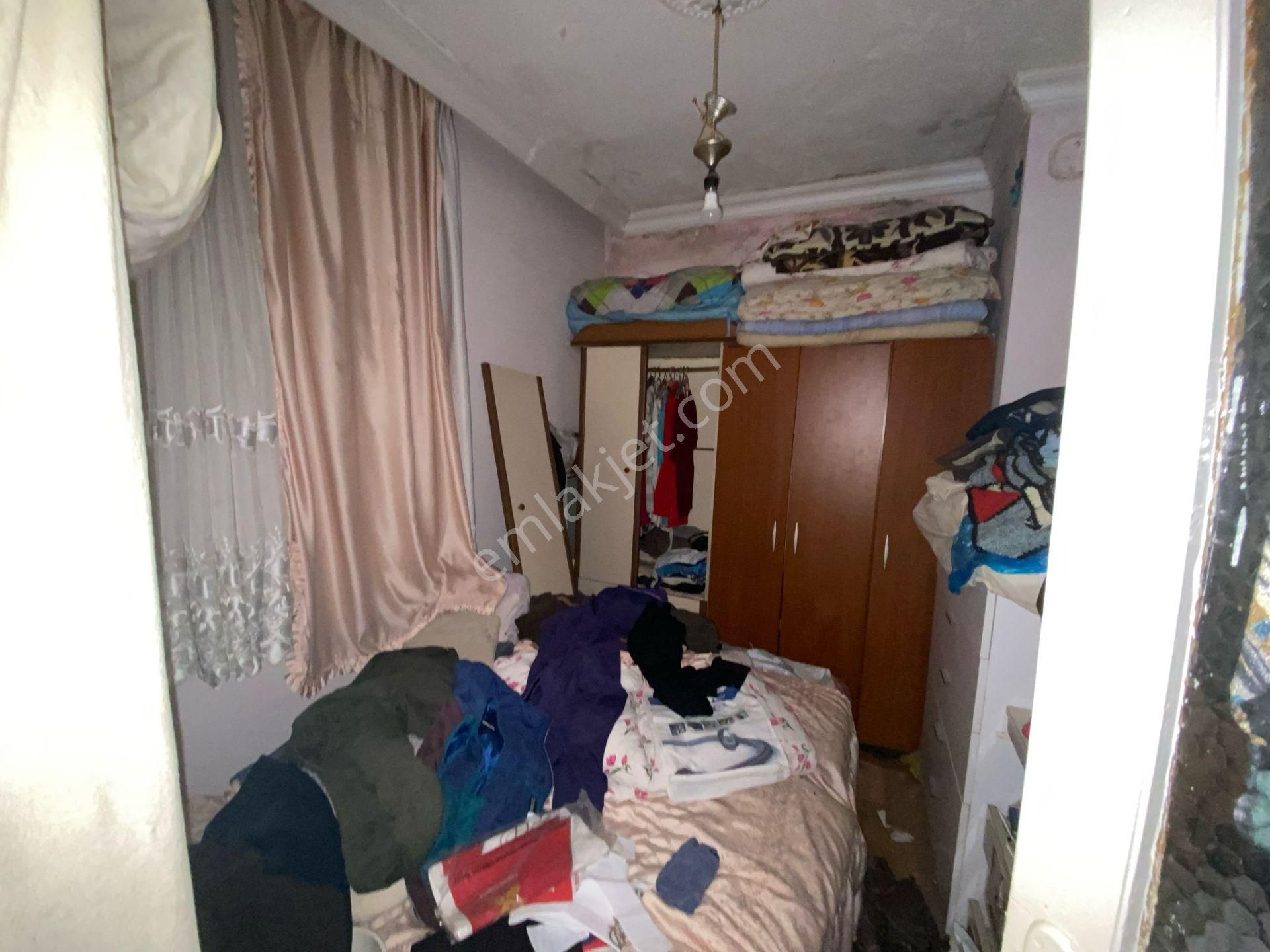 Acill Konak Zeytinlik Mah.de Kemer İzban İstasyonu Yakını 3+1 95m2 Ayrı Mutfak Havadar Satılık Daire - Görsel 12